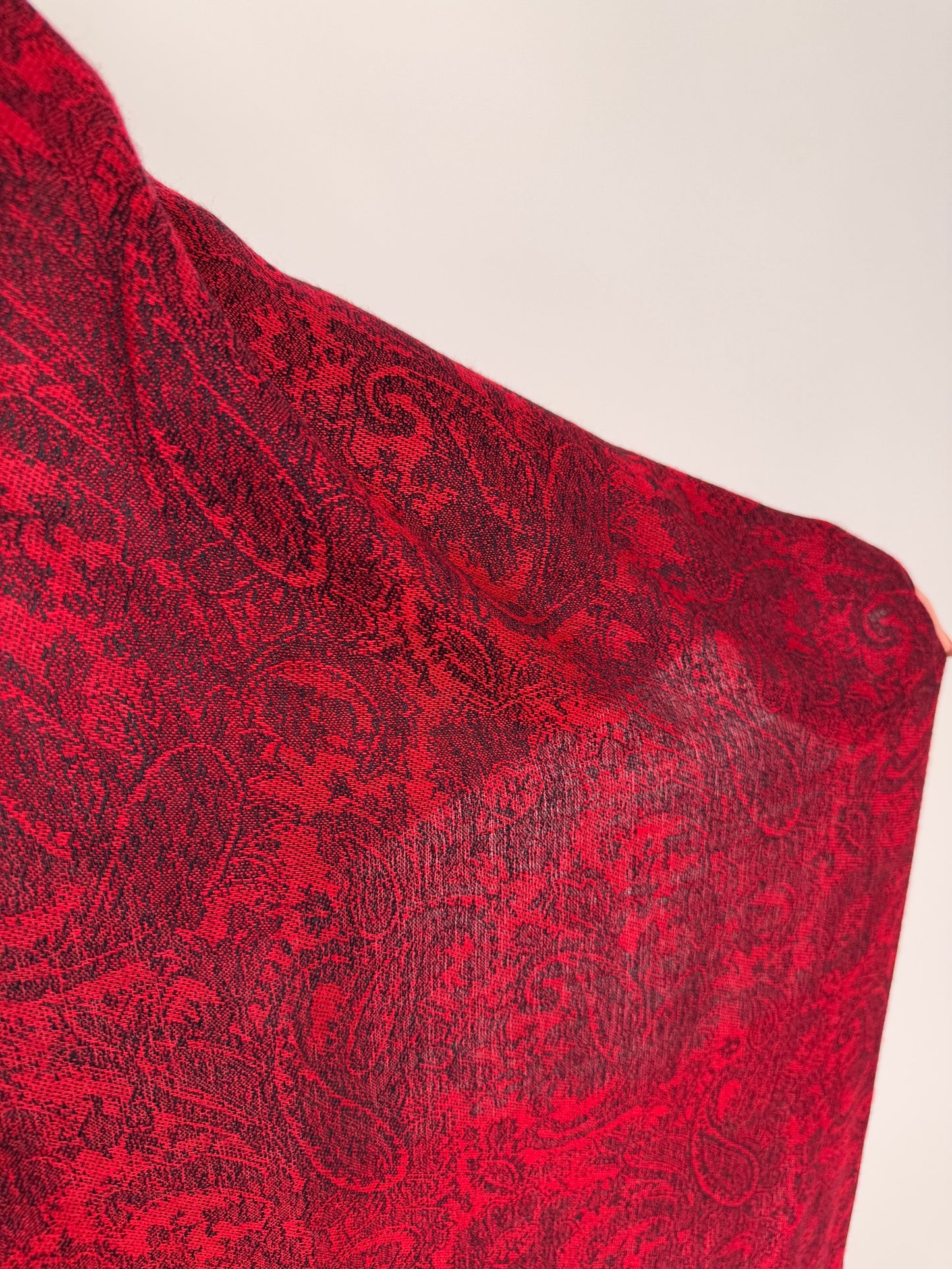 Sal din cașmir cu print paisley