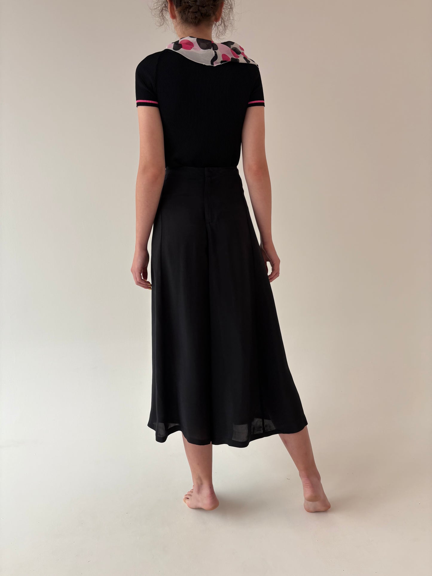 Culottes negri cu talie ultra înaltă din mătase naturală
