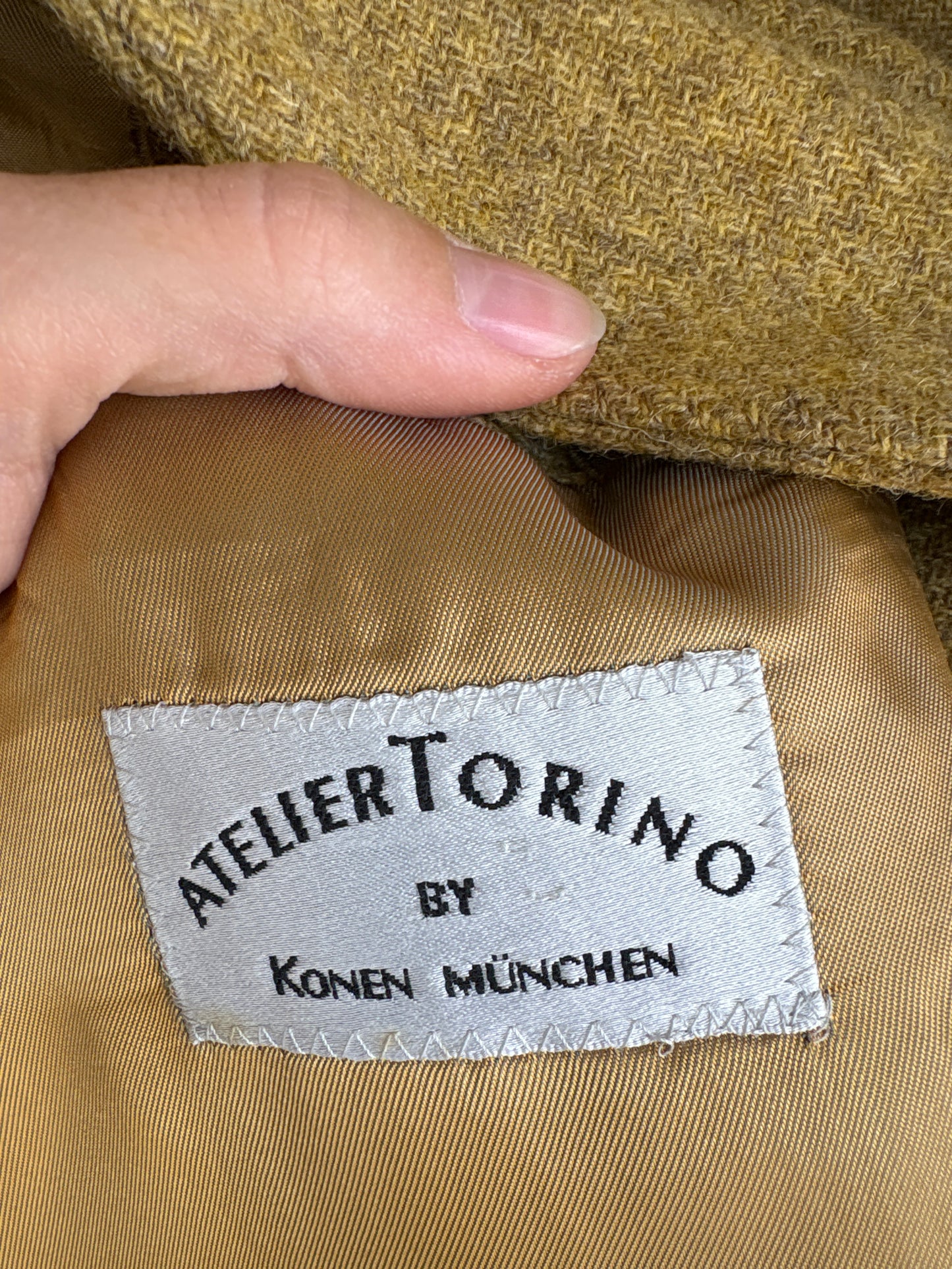 Sacou vintage camel din tweed scotian de lana pura virgină certificată