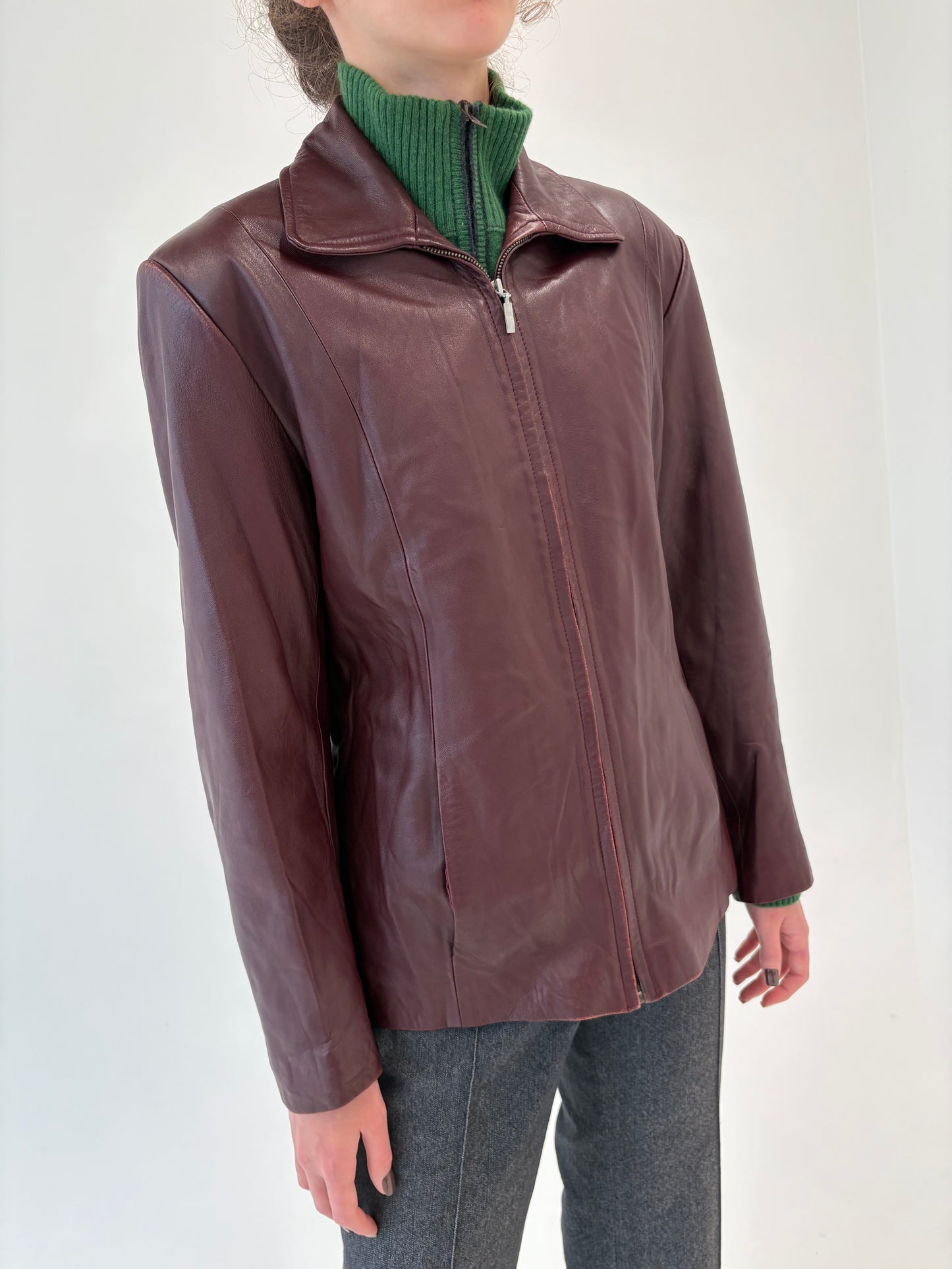 Geacă Versace din piele naturală burgundy  moale în croi ușor cambrat