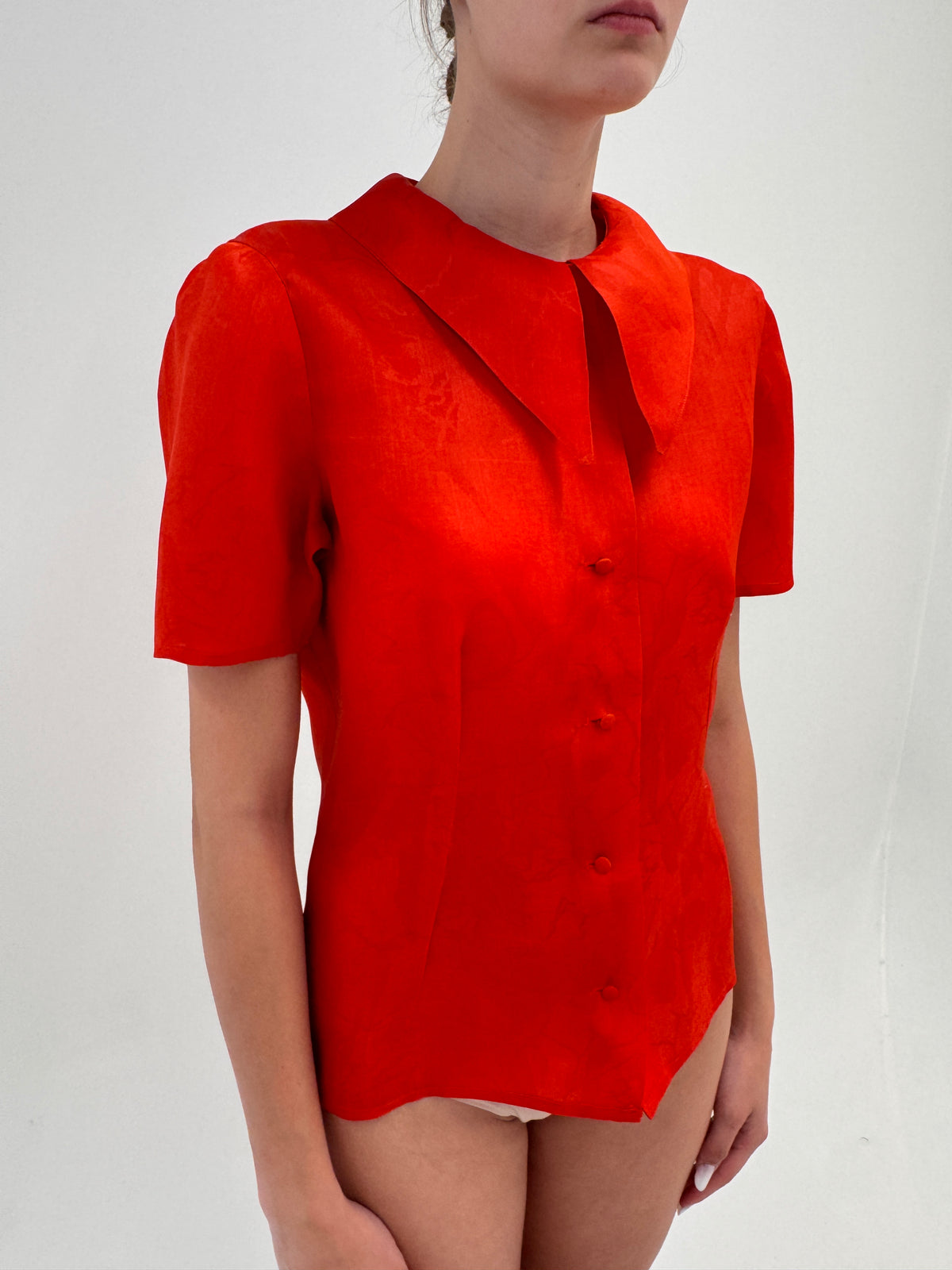 Cămașa vintage electric coral red din organza de mătase naturală ușor texturată