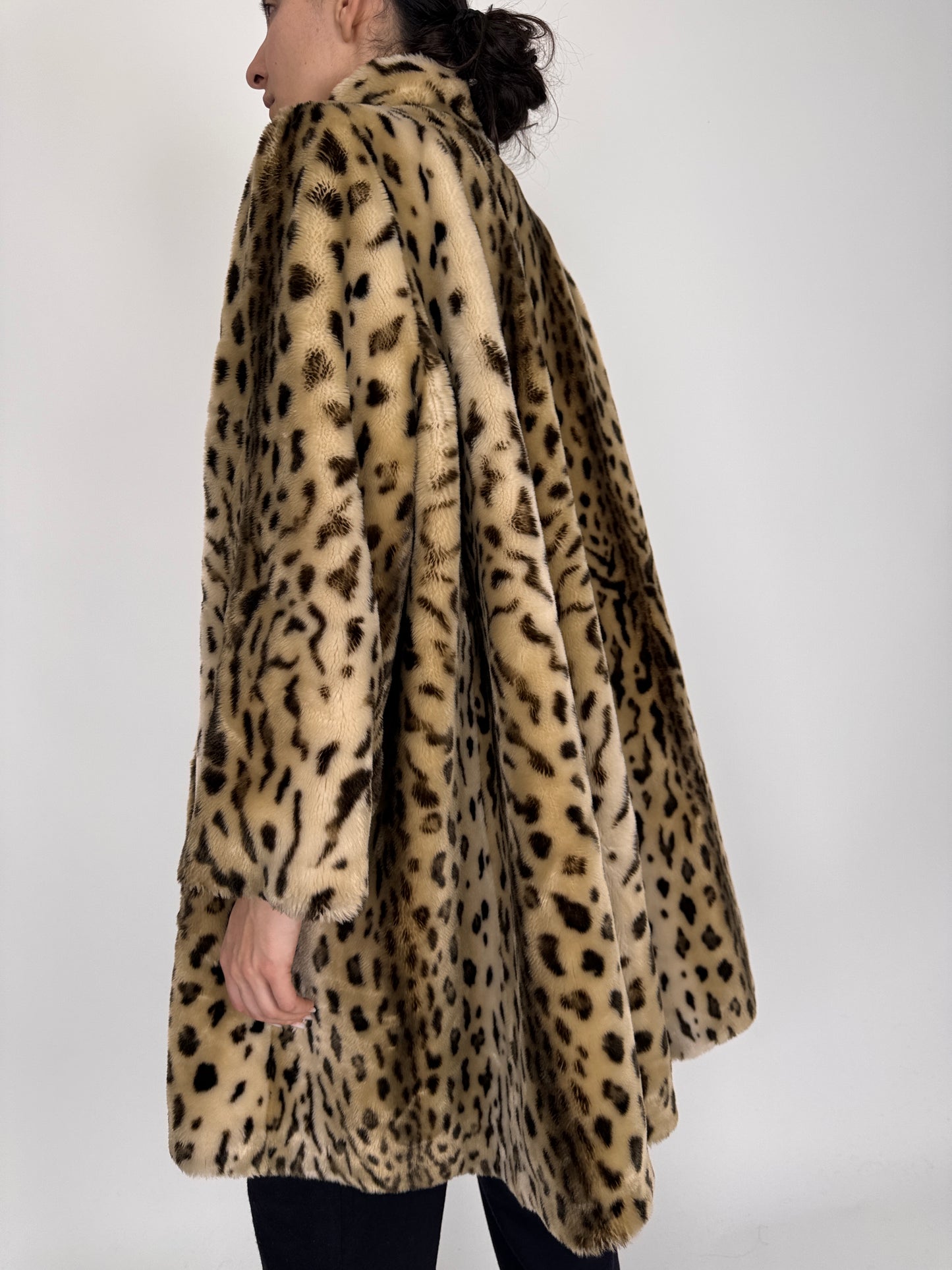 Teddy coat premium italian animal print în croi amplu