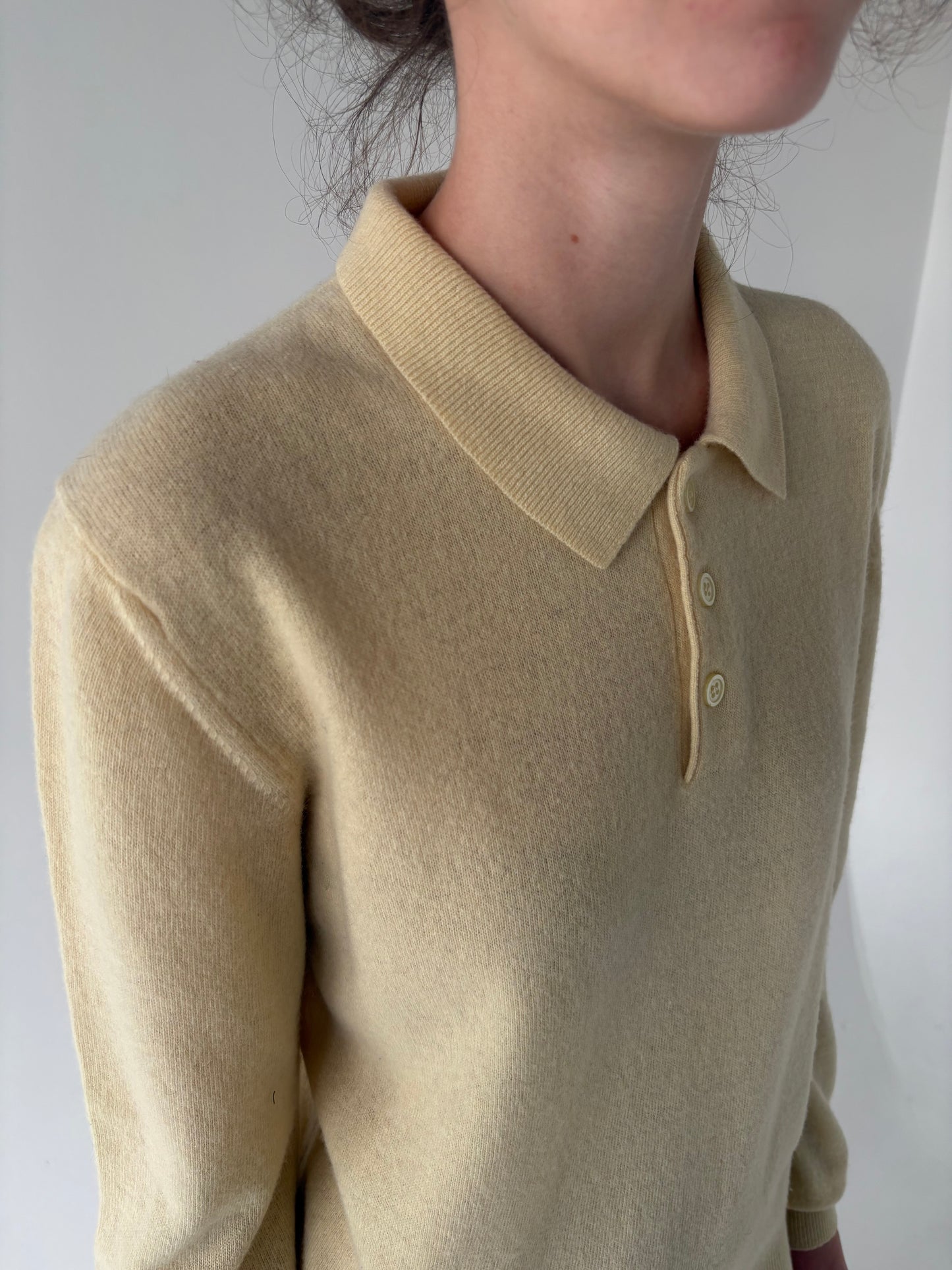 Pulover vintage polo butter yellow din lana extrafina pura virgină certificată