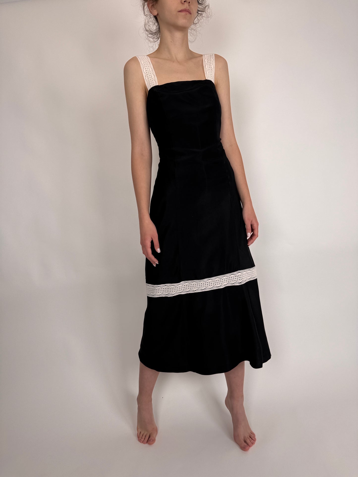LBD vintage italian cu inserții din dantelă macrame