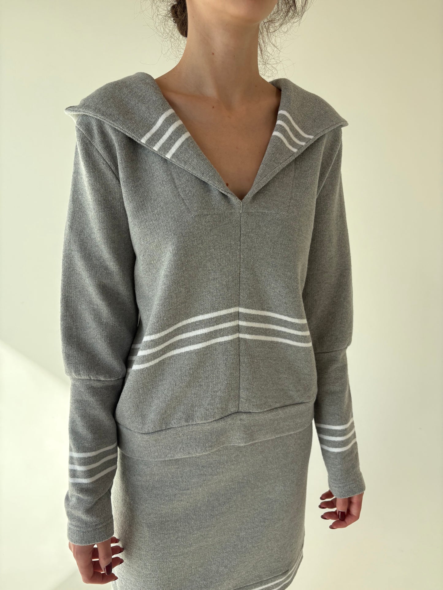 Set în stil Thom Browne din jerse de gramaj mare din bumbac