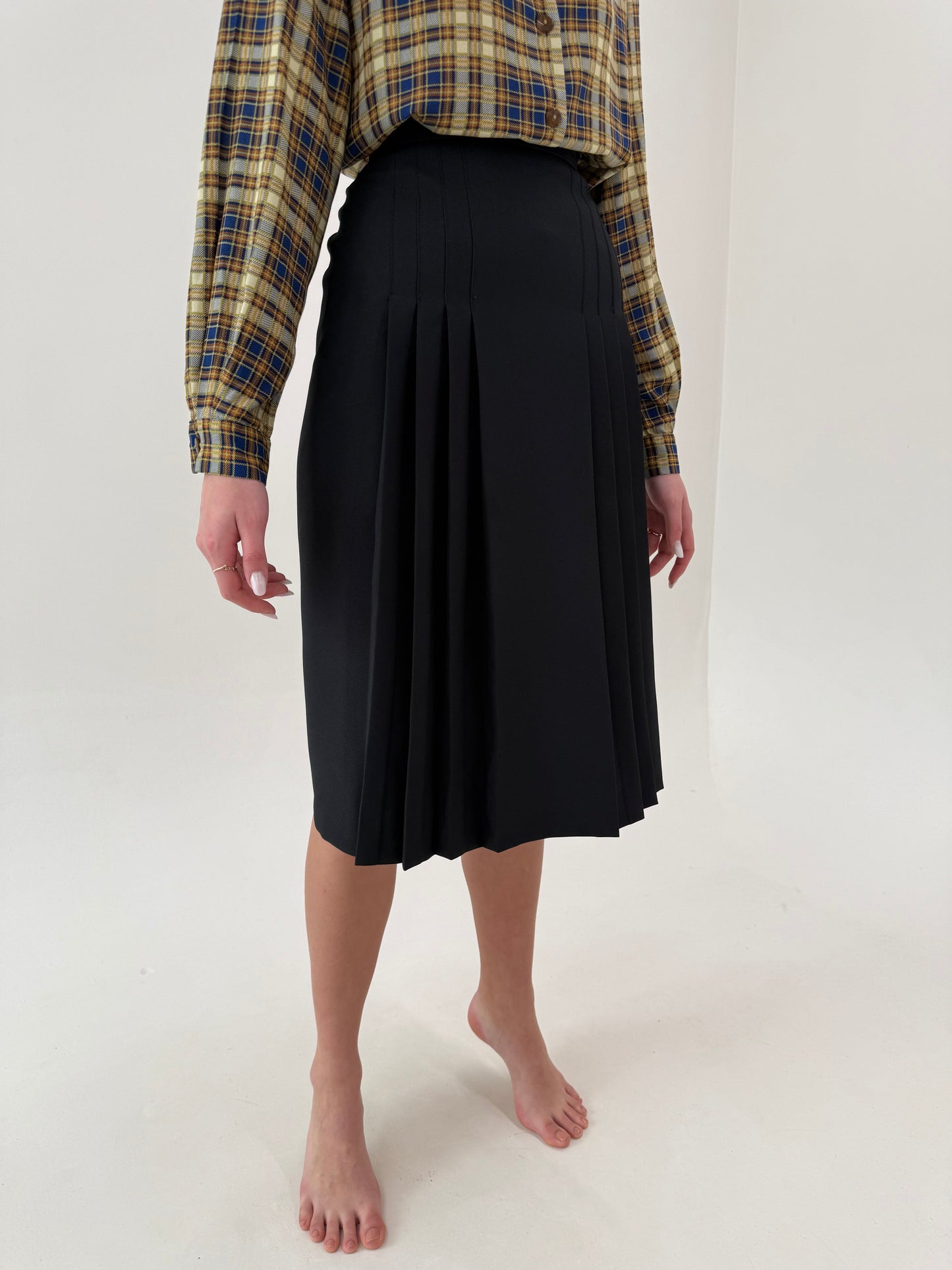 Fustă plisată din lanita extrafina neagră midi cu talie ultra înaltă