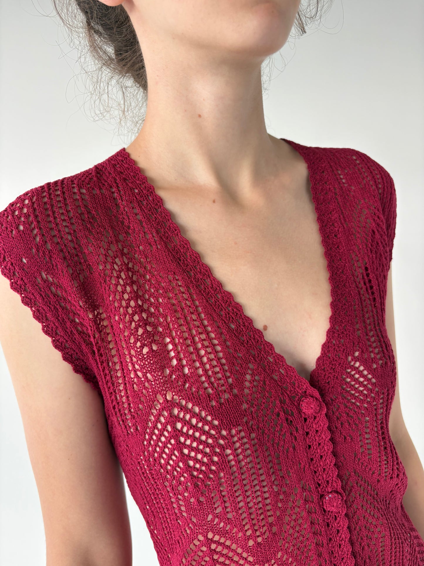 Top rasberry red din macrame de bumbac