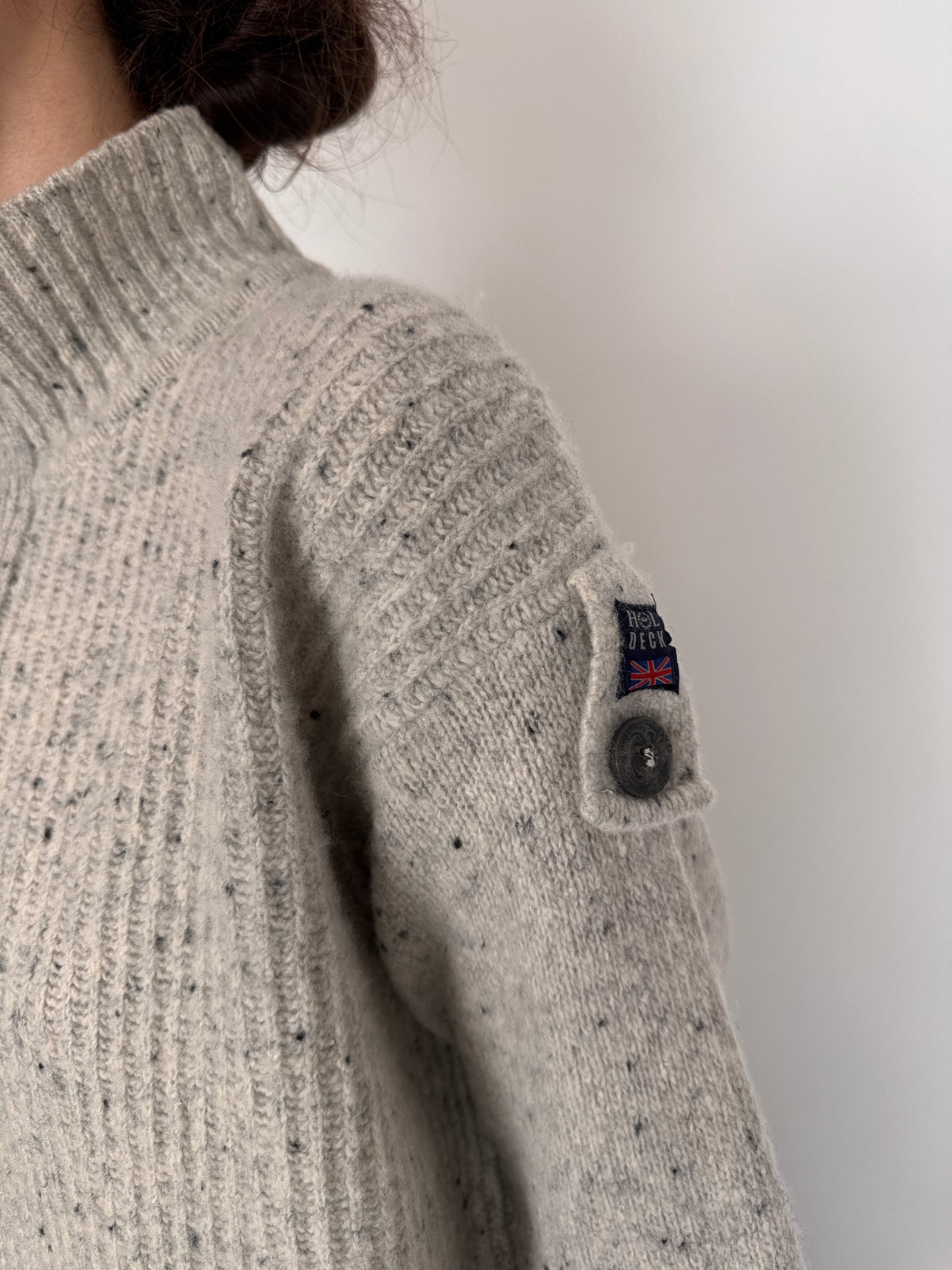 Maleta italiană cu influențe sport din lana merino extrafina cloud gray