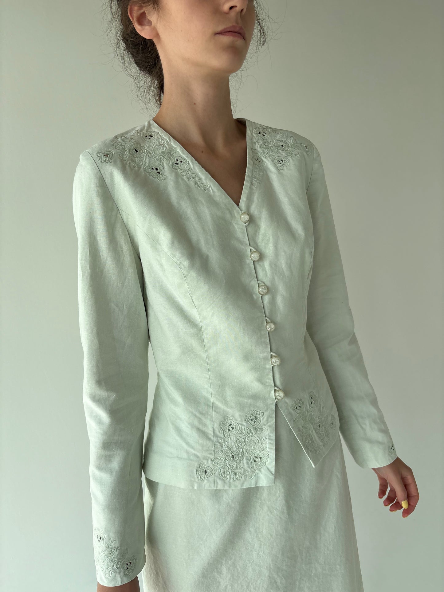 Set vintage luxury din pânză pistachio green cu broderie excepțională