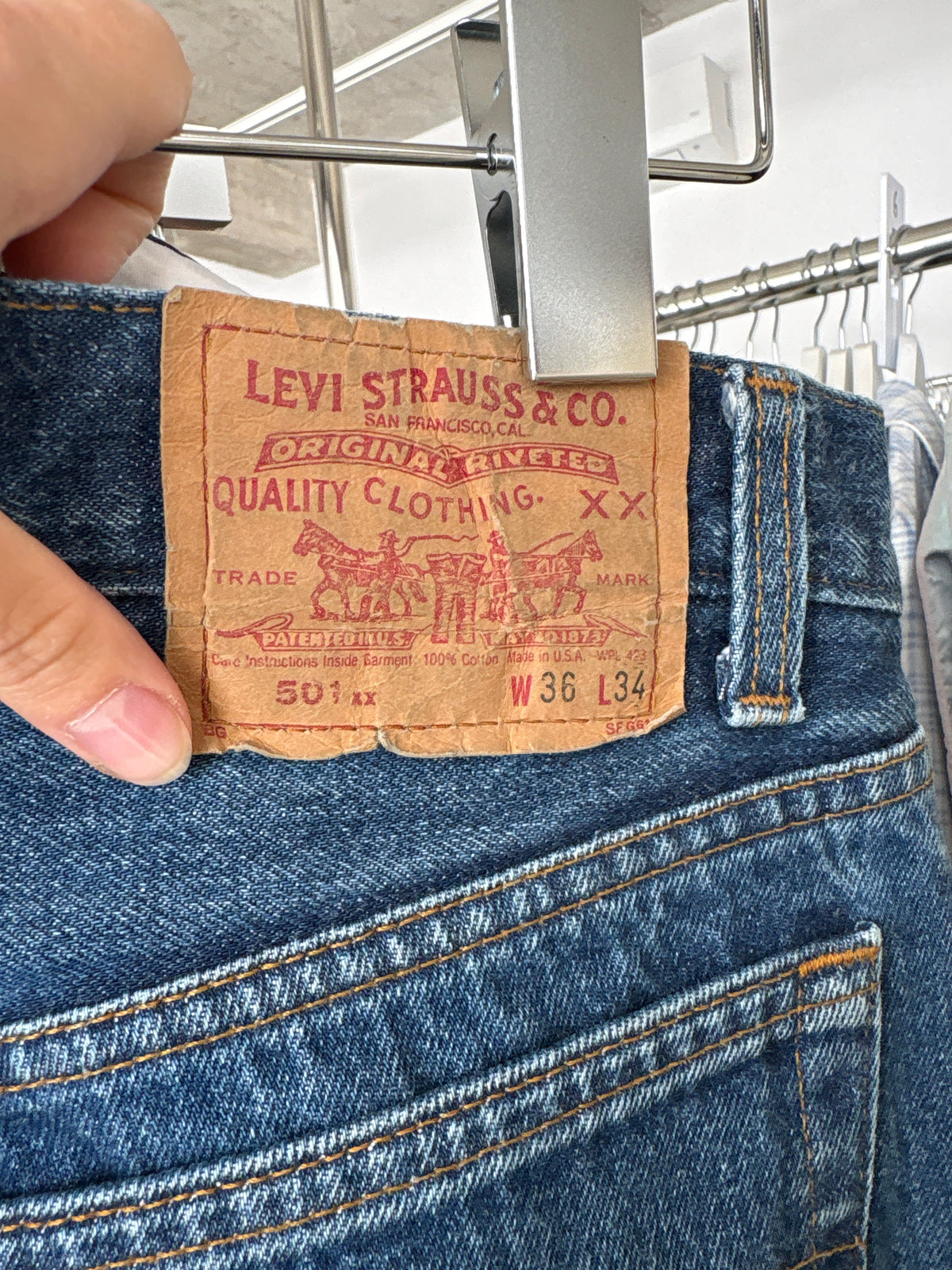 Jeans vintage Levi’s 501 XX din bumbac gros cu talie ultra înaltă tall