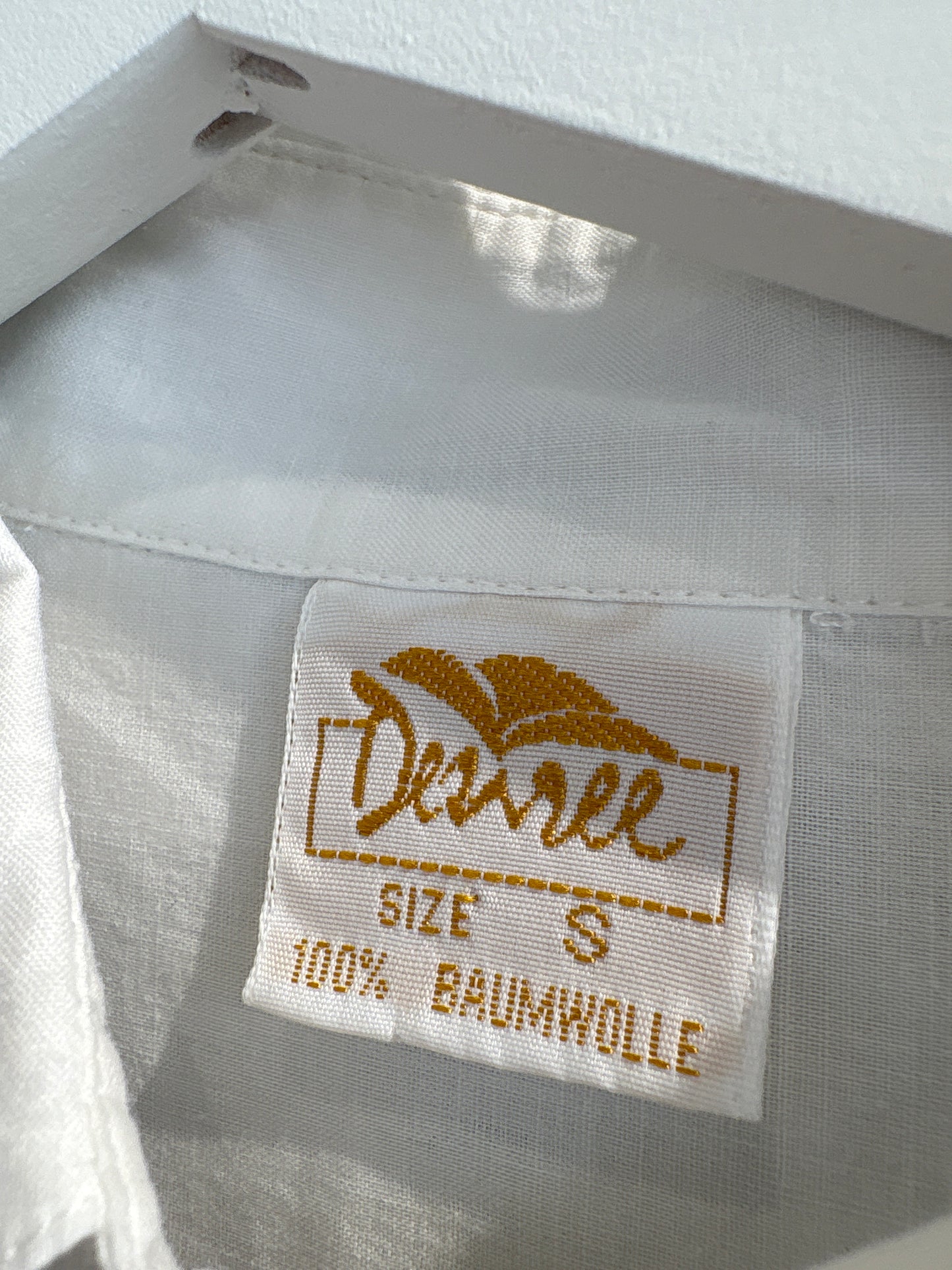Cămașa/ Rochie vintage în croi lejer cu aplicații de dantelă