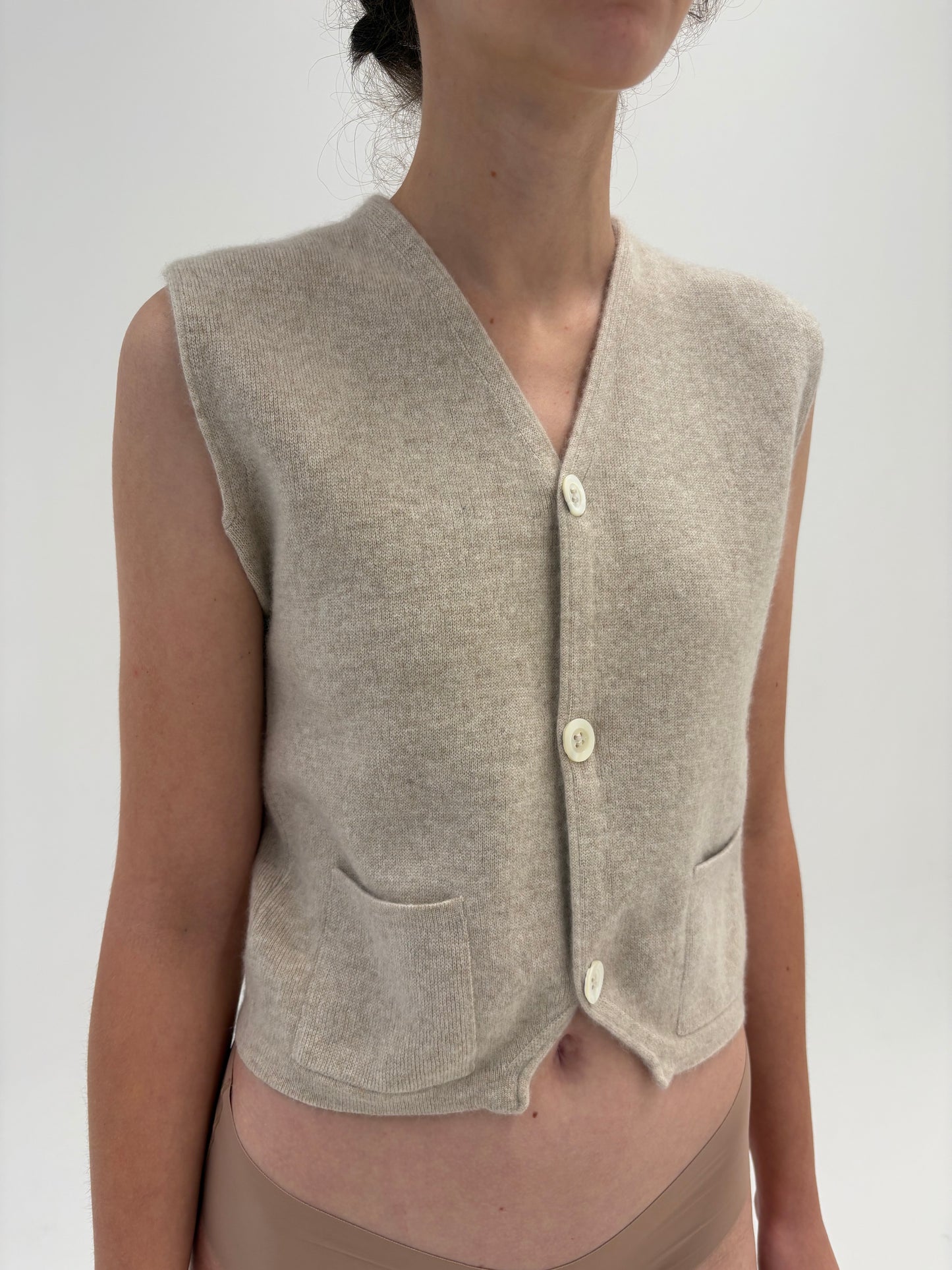 Top / vesta nude din cașmir luxury italian multiply