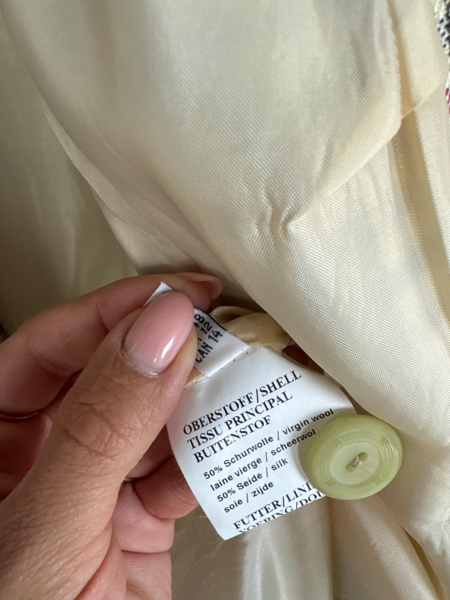 Sacou light nude petite în carouri din lana extrafina și mătase naturală