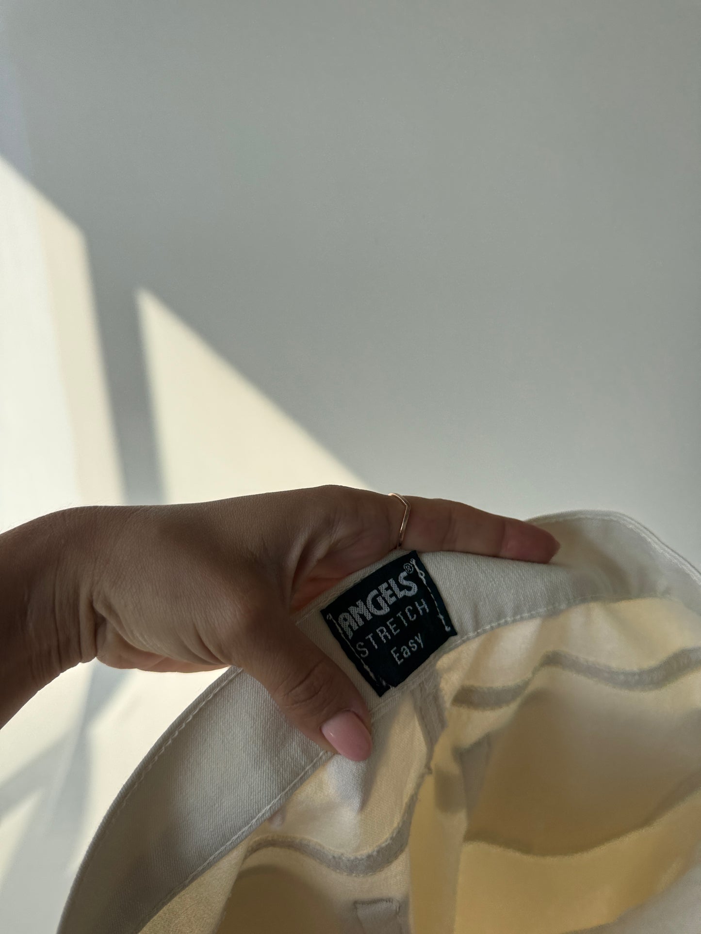 Jeans vintage premium off white ultra modelator cu talie super înaltă