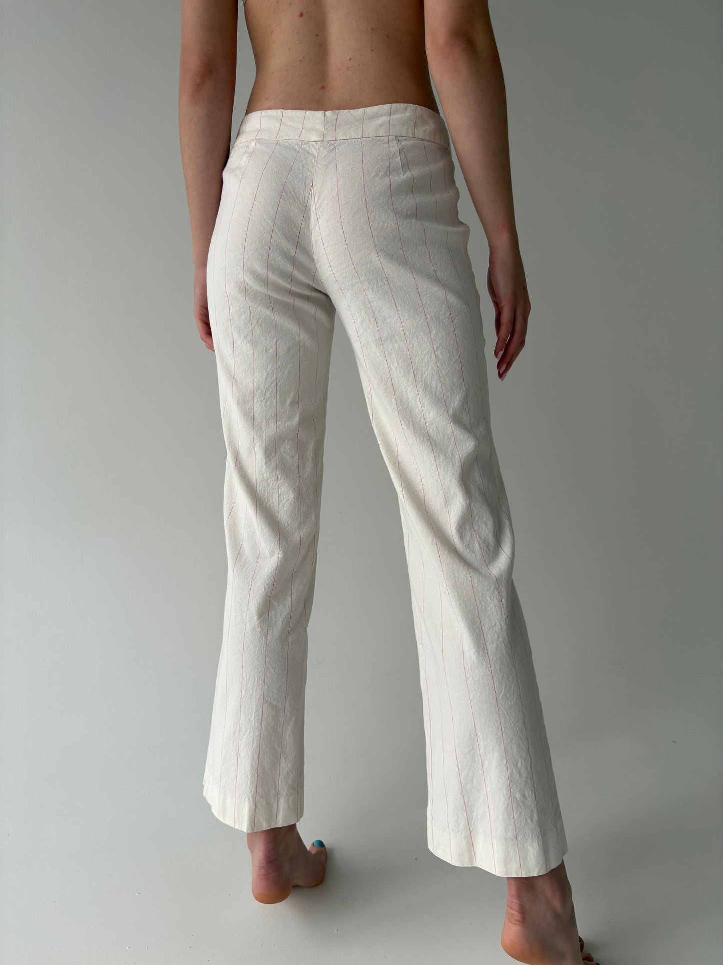 Pantaloni cu dungi fine verticale roz pudrat de brand luxury italian