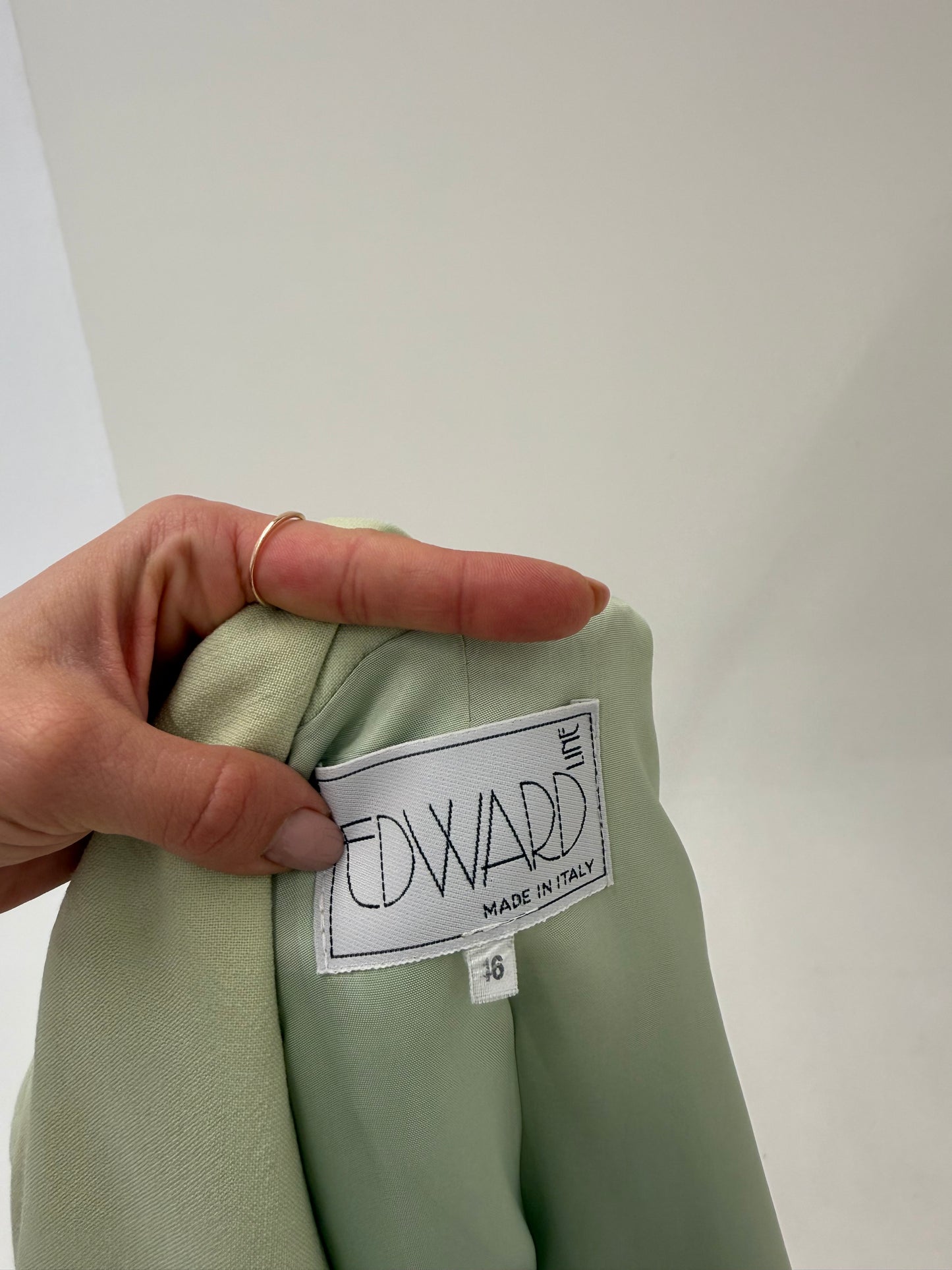Sacou verde pudră petite italian cu nasturi aurii din stofita lightweight