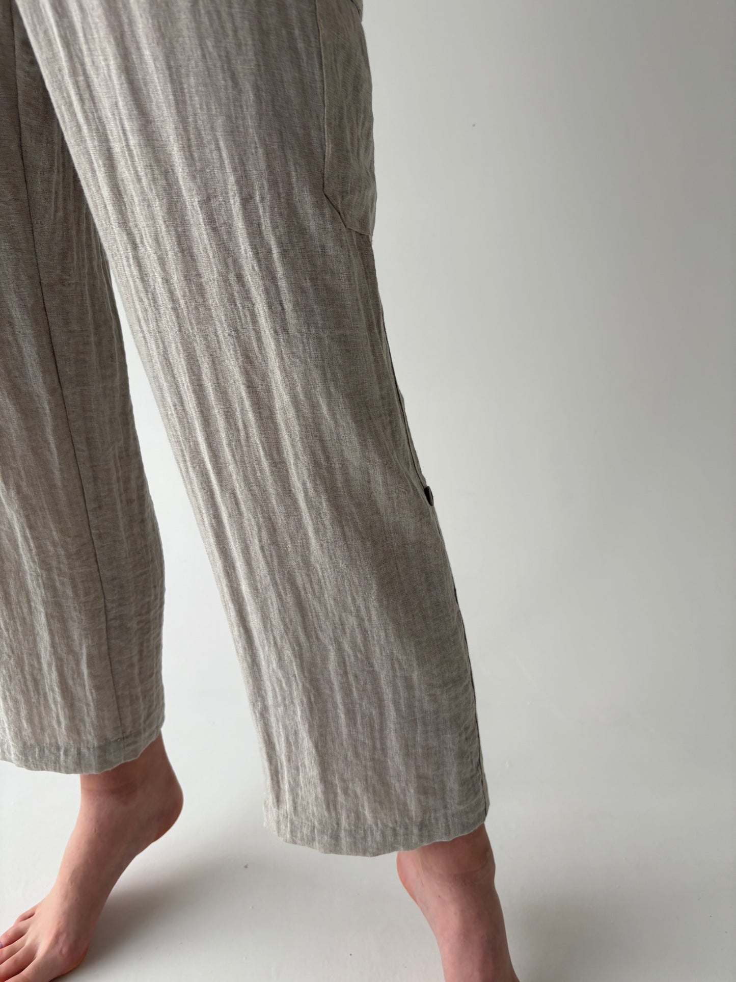 Pantaloni nude no iron din in italian cu talie elastică