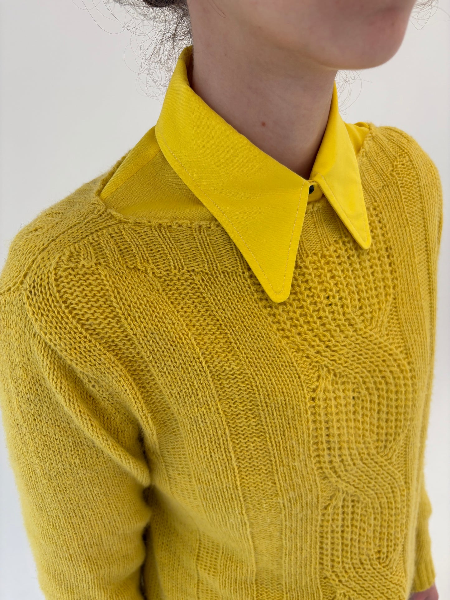 Pulover plin din lana și mohair extrafin mustard yellow