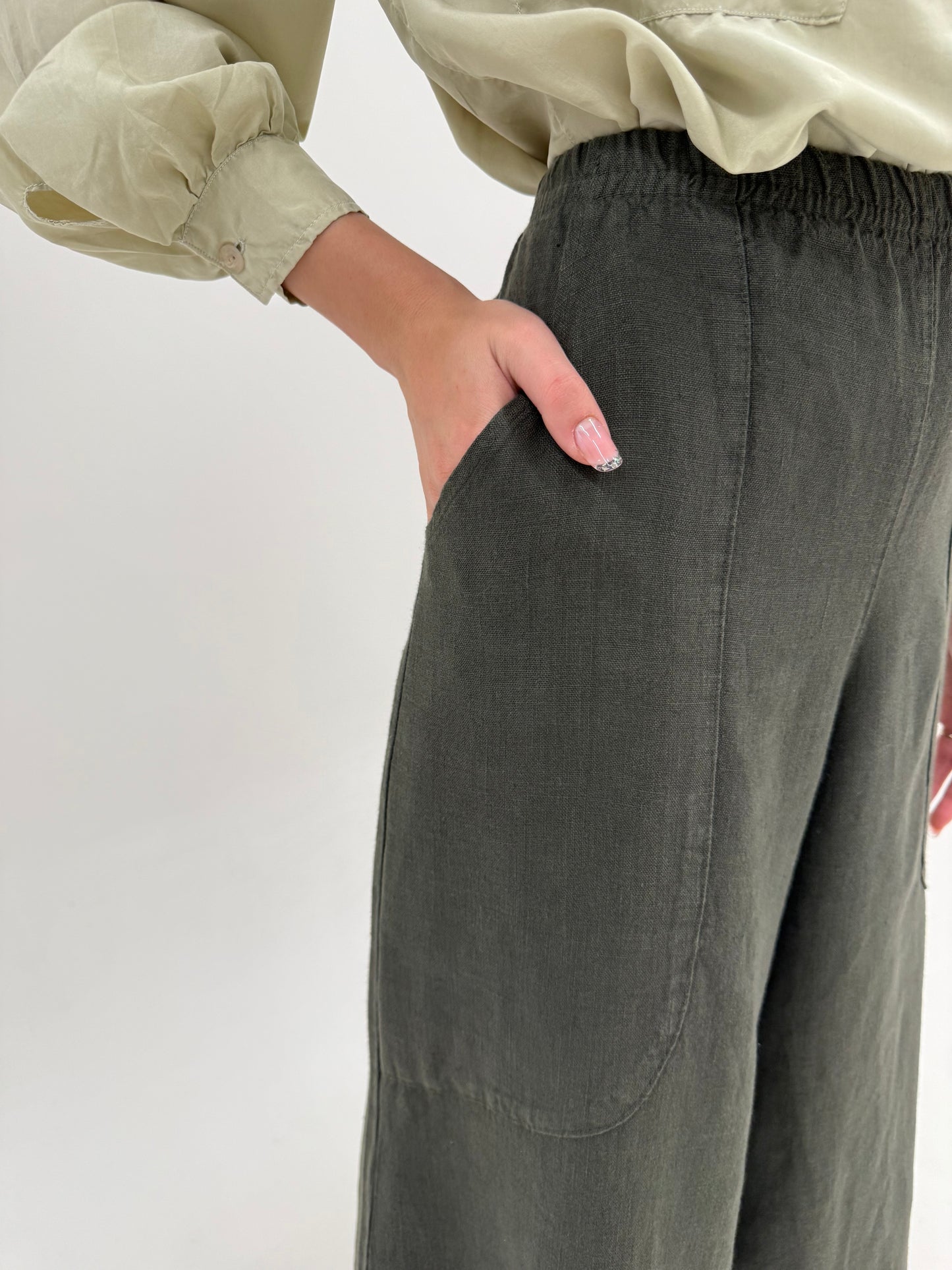 Pantaloni palazzo ultra ampli din pânză grea de in dark green