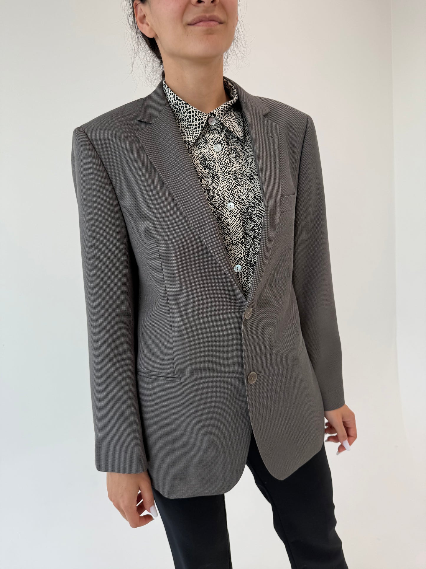 Sacou de brand luxury Paul Smith din stofita ultra fină de lana în croi actual