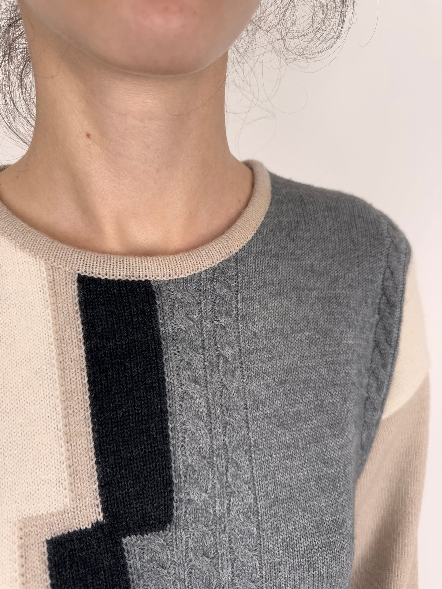 Pulover cu print geometric din lana extrafina de gramaj mare