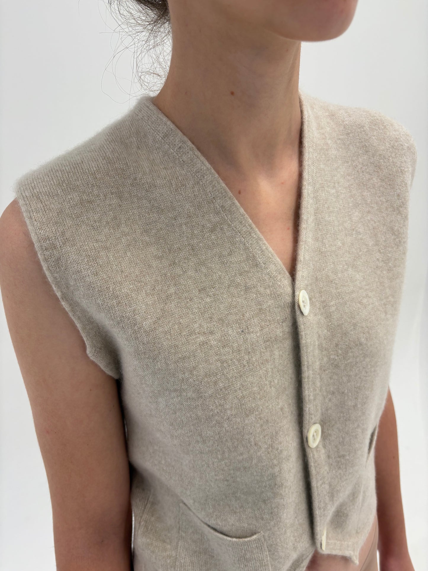 Top / vesta nude din cașmir luxury italian multiply