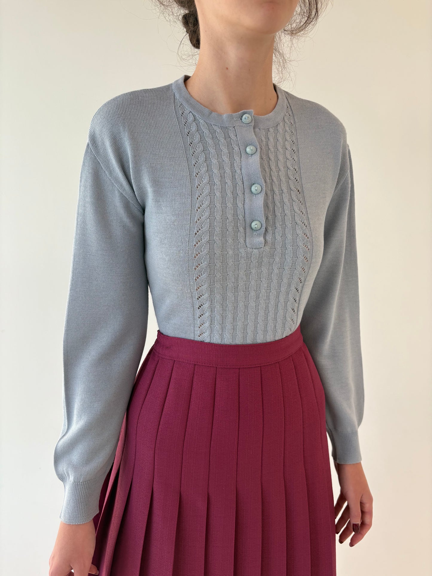 Pulover baby blue din lana merino extrafina cu torsade