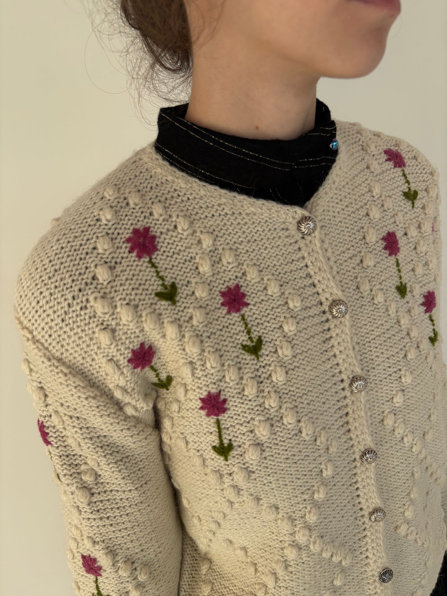 Cardigan vintage bijuterie butter nude gros brodat manual