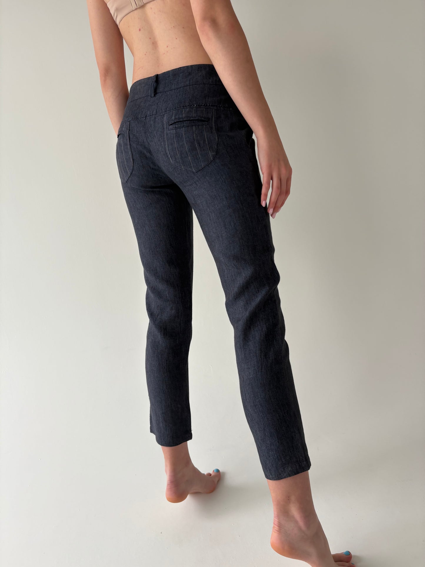 Pantaloni jeans blue petite din in premium italian în croi clasic