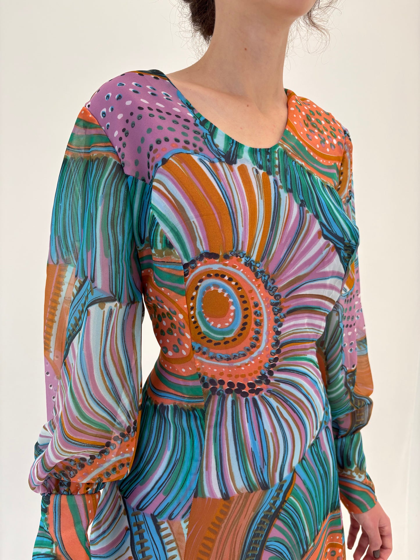 Rochie vintage maxi se seara cu print și manșete înalte