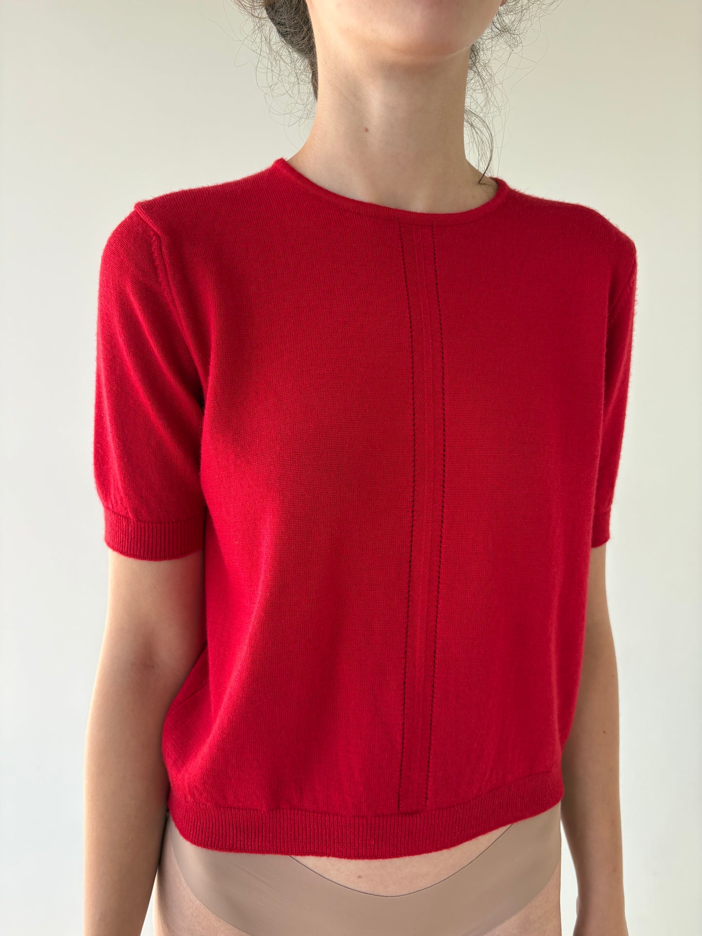 Top cherry red din lana merino extrafina