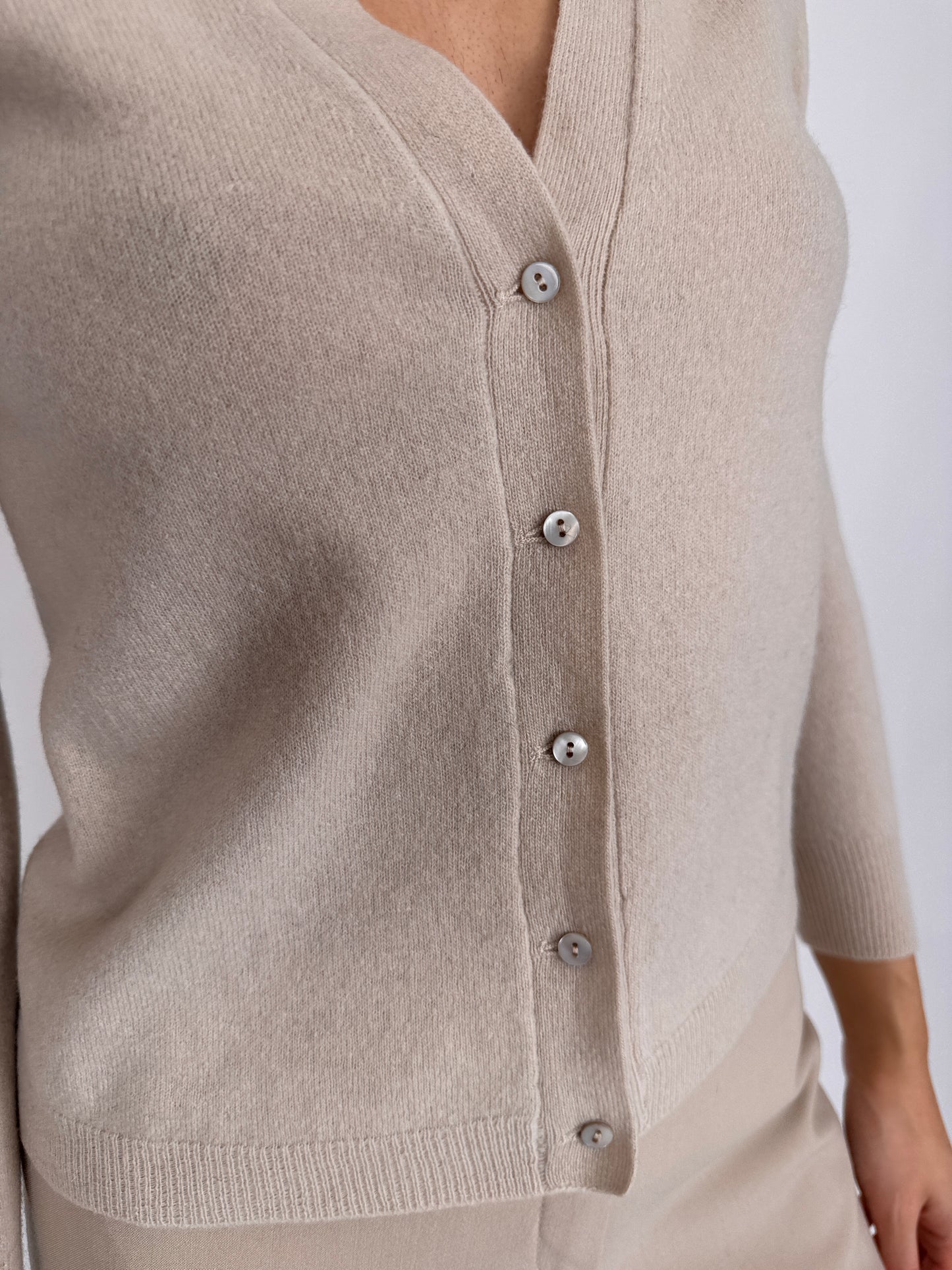 Cardigan premium italian light nude din lana extrafina