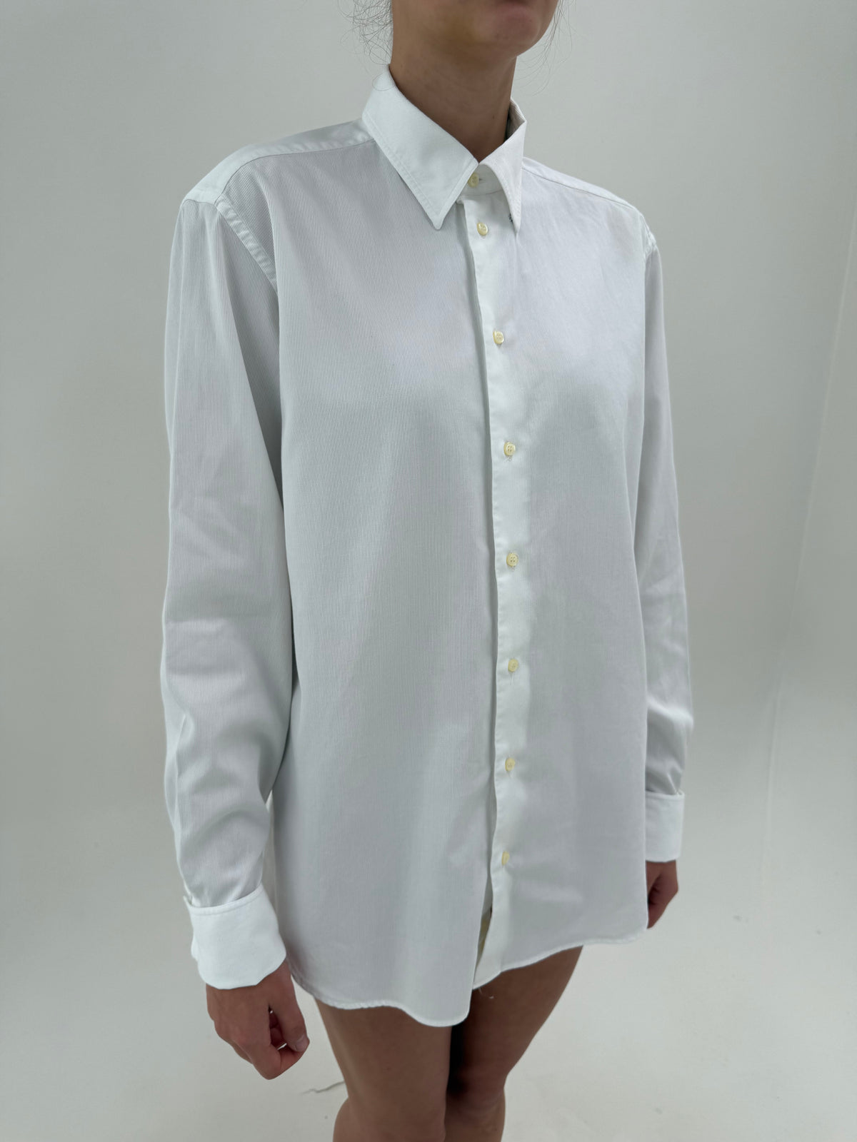 Cămașa ultra luxury Giorgio Armani cu butoni incluși din poplin texturat de bumbac