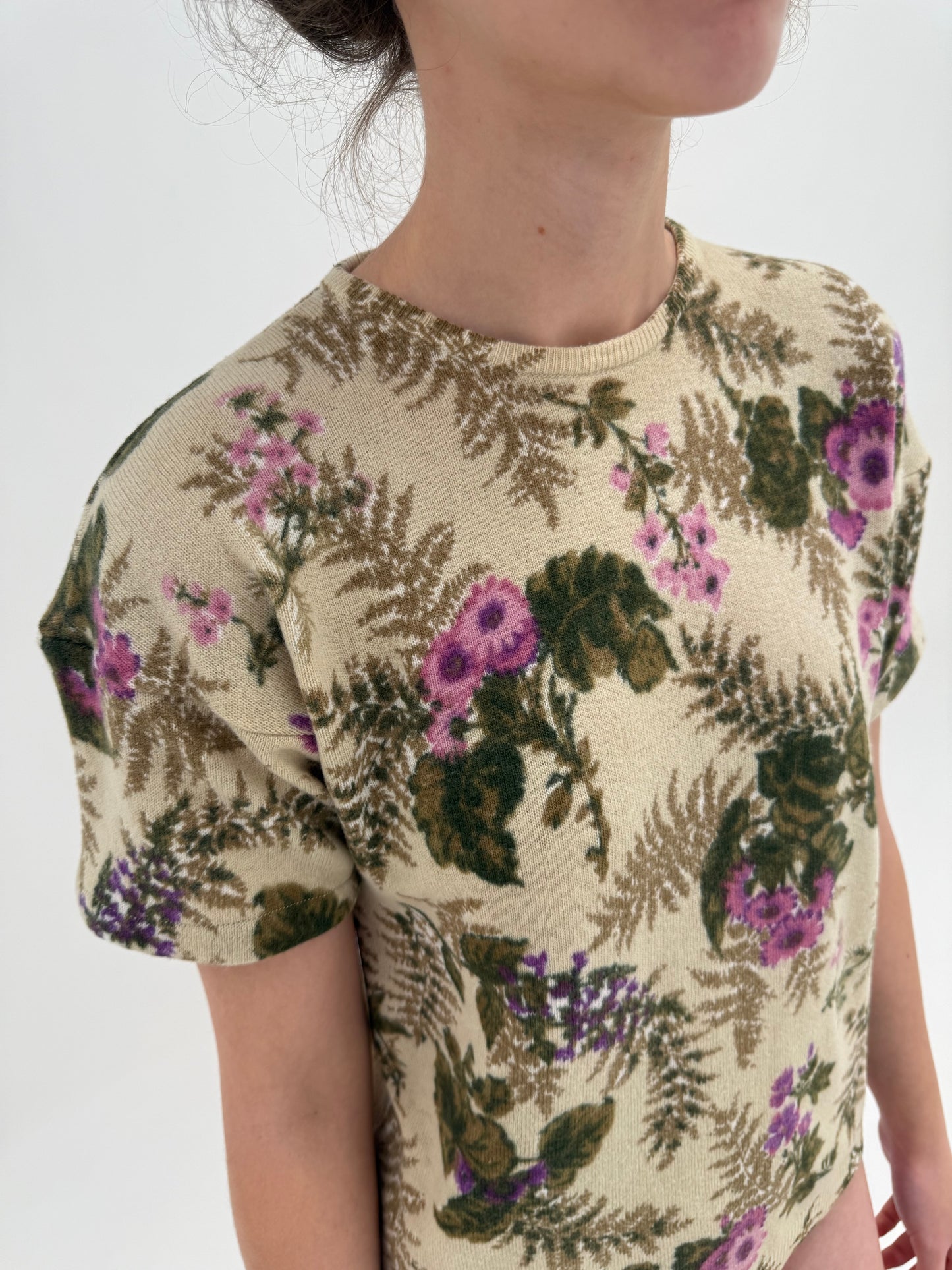 Top nude cu print superb organic din lana extrafina în croi lejer