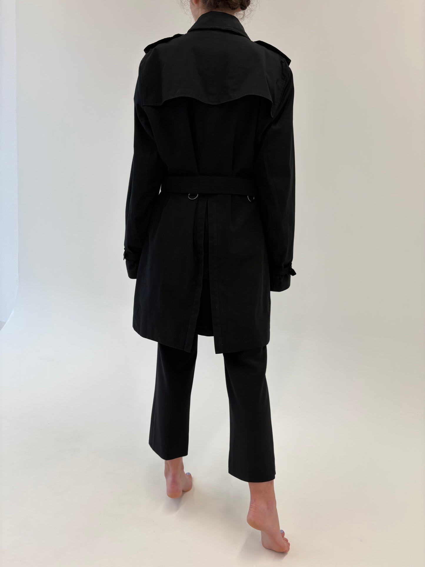 Trench Burberry negru model Kensington Heritage
