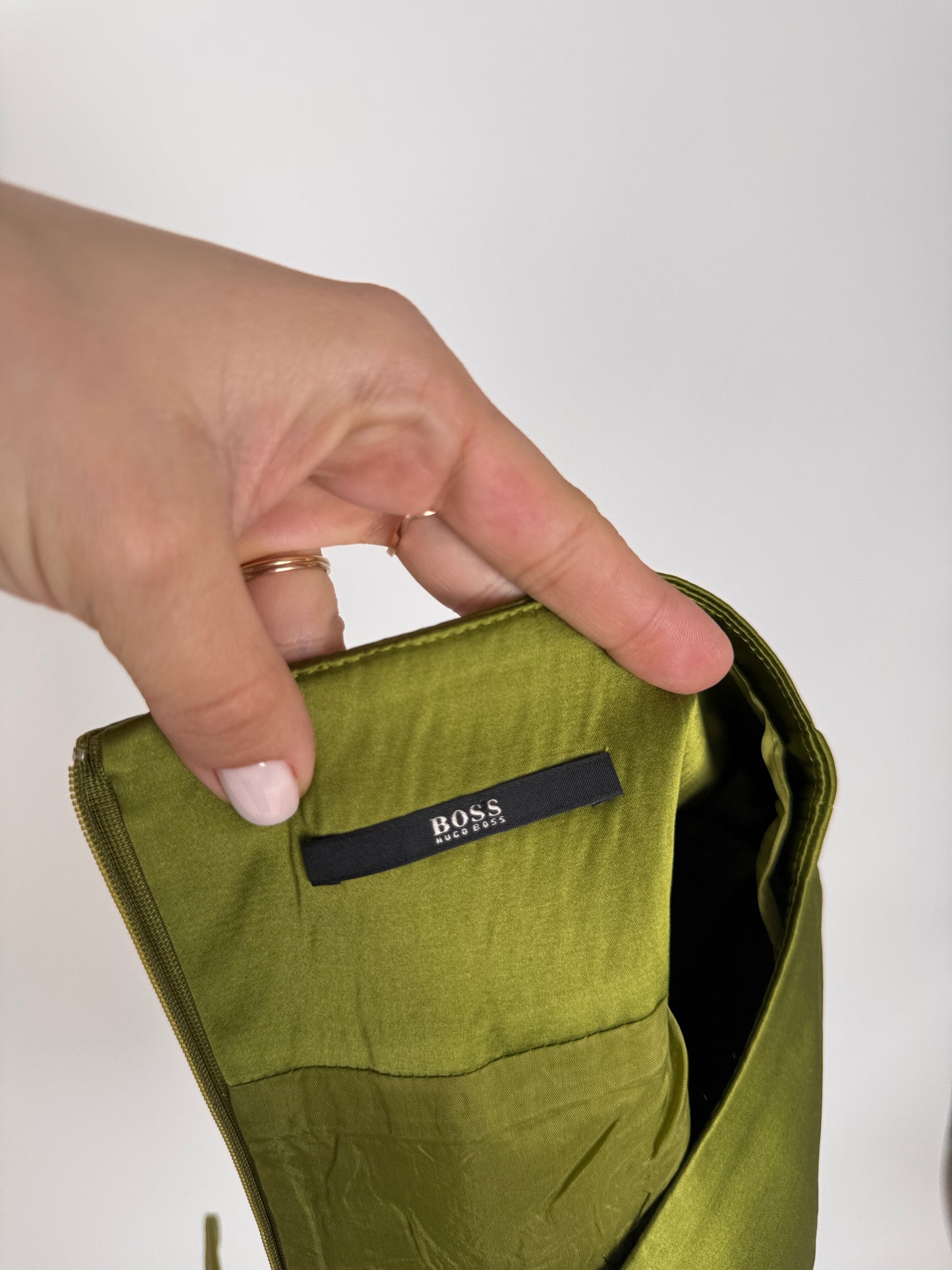 Fustă Hugo Boss seaweed green satinata