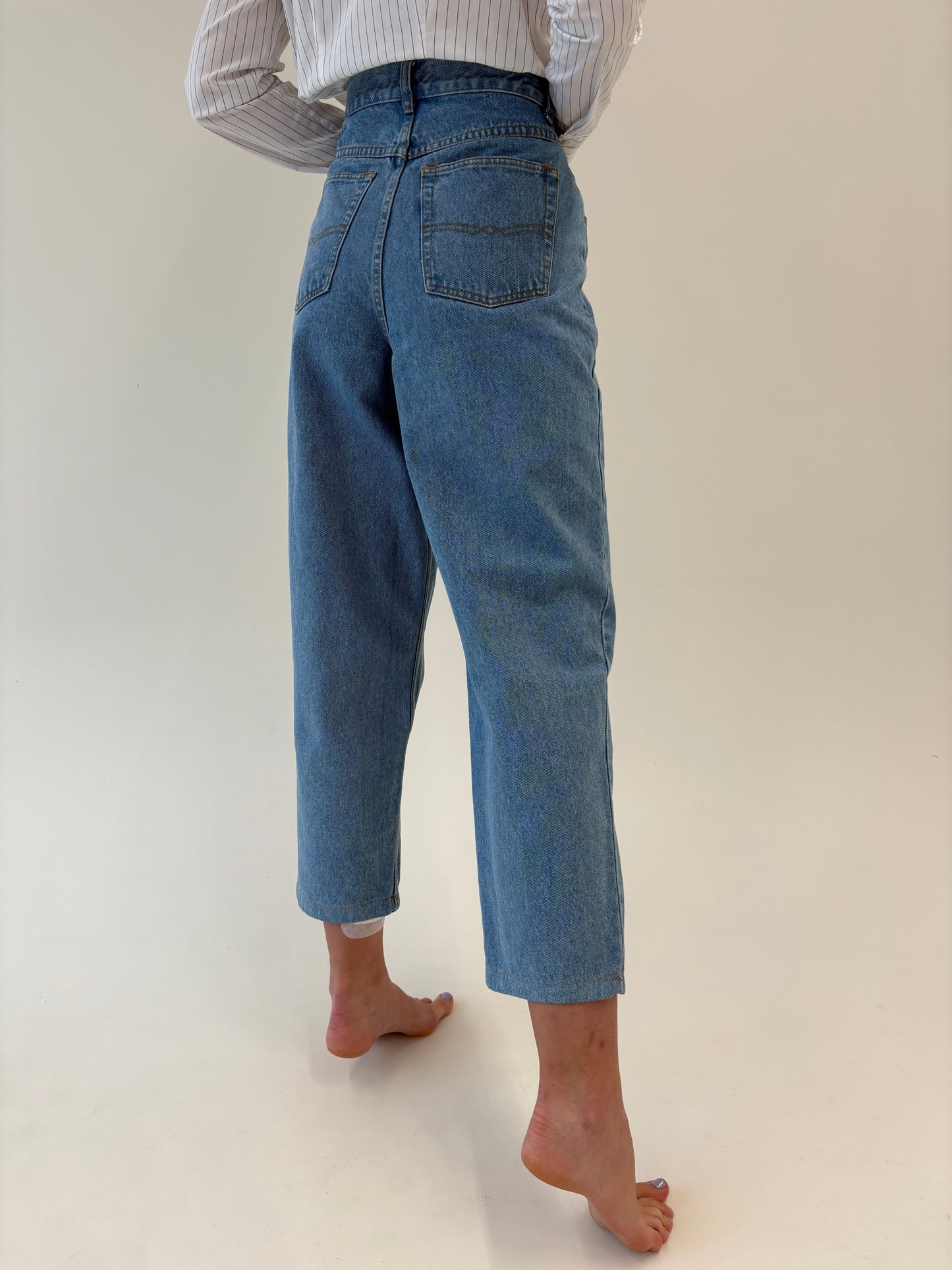Jeans vintage premium mom fit cu talie ultra înaltă classic wash