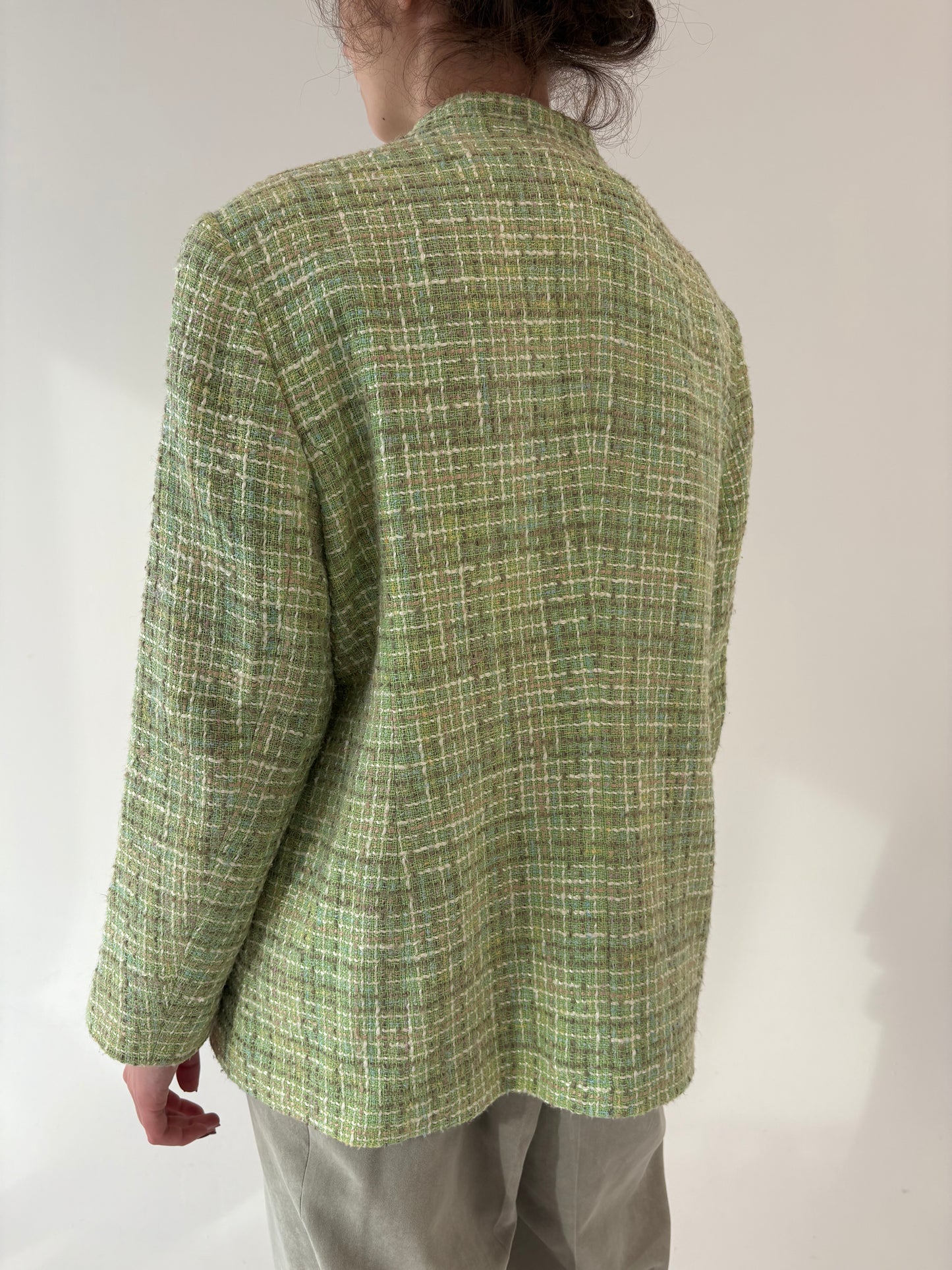 Sacou din tweed în stil Chanel verde crud ușor cambrat petite