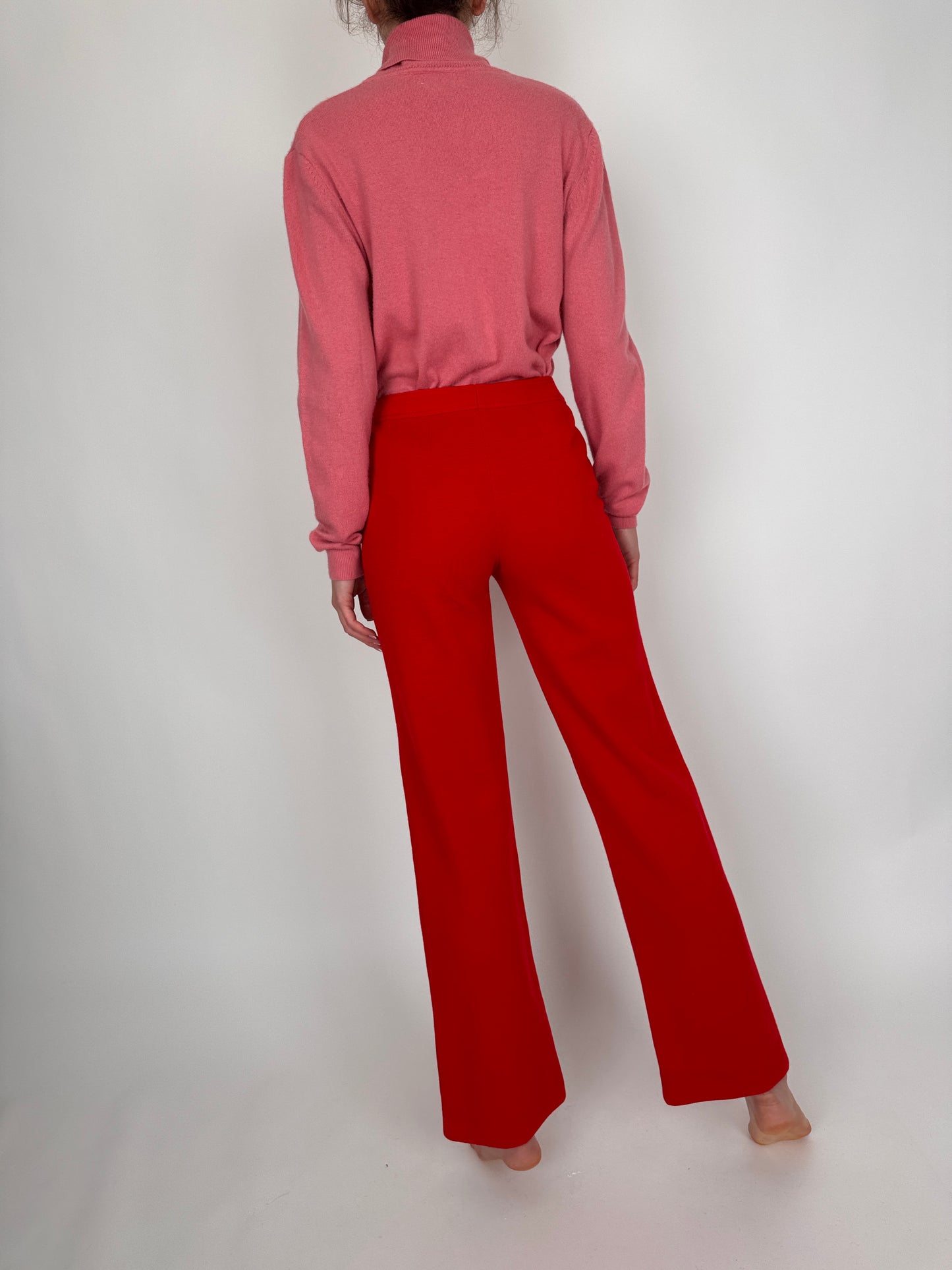 Pantaloni tall cherry red din jerse extrafin de lana modelator