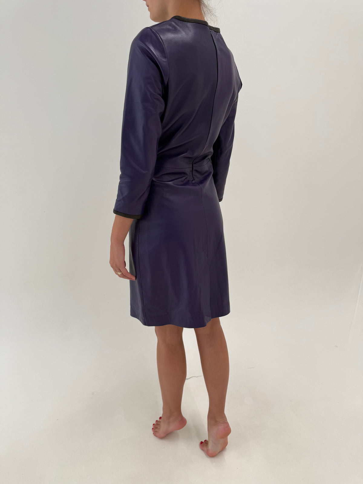 Rochie dark violet din piele naturală extra moale și extrem de fină