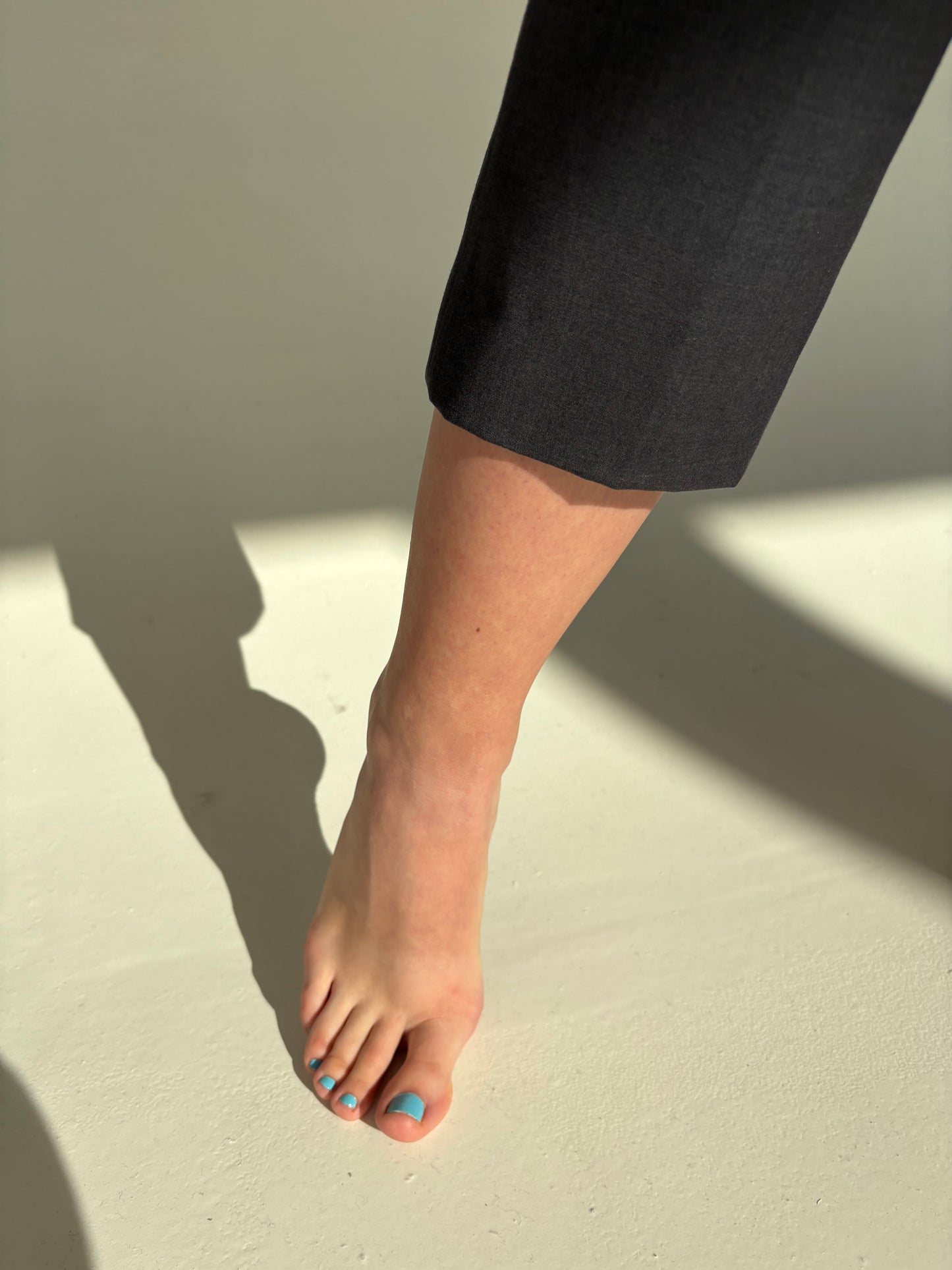 Pantaloni steel gray din lana extrafina petite