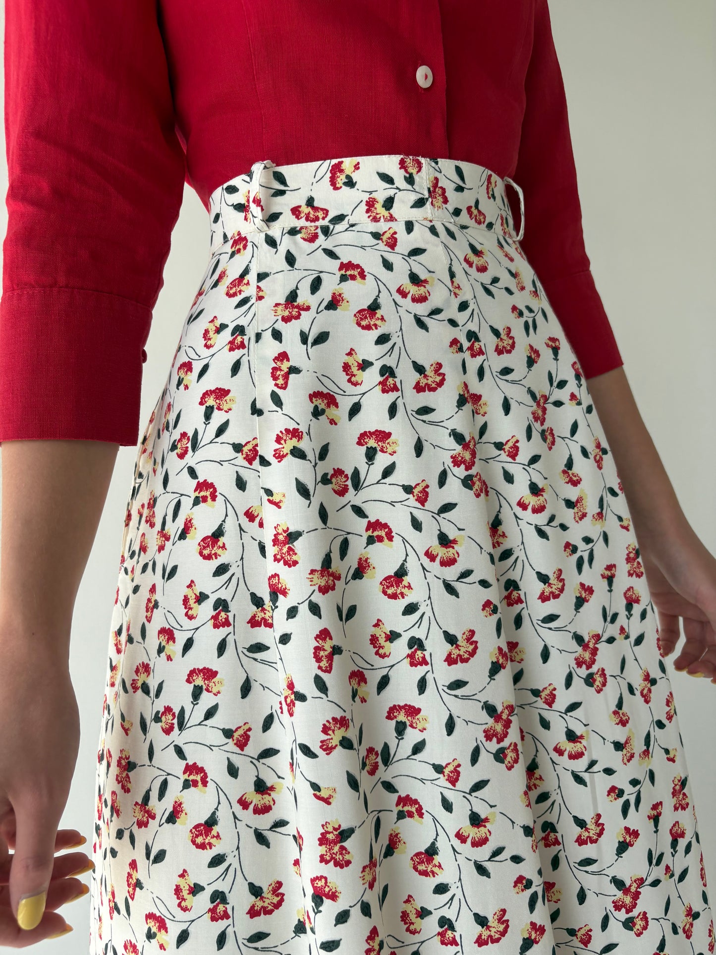 Fustă ivoire cu talie ultra înaltă și print floral delicat