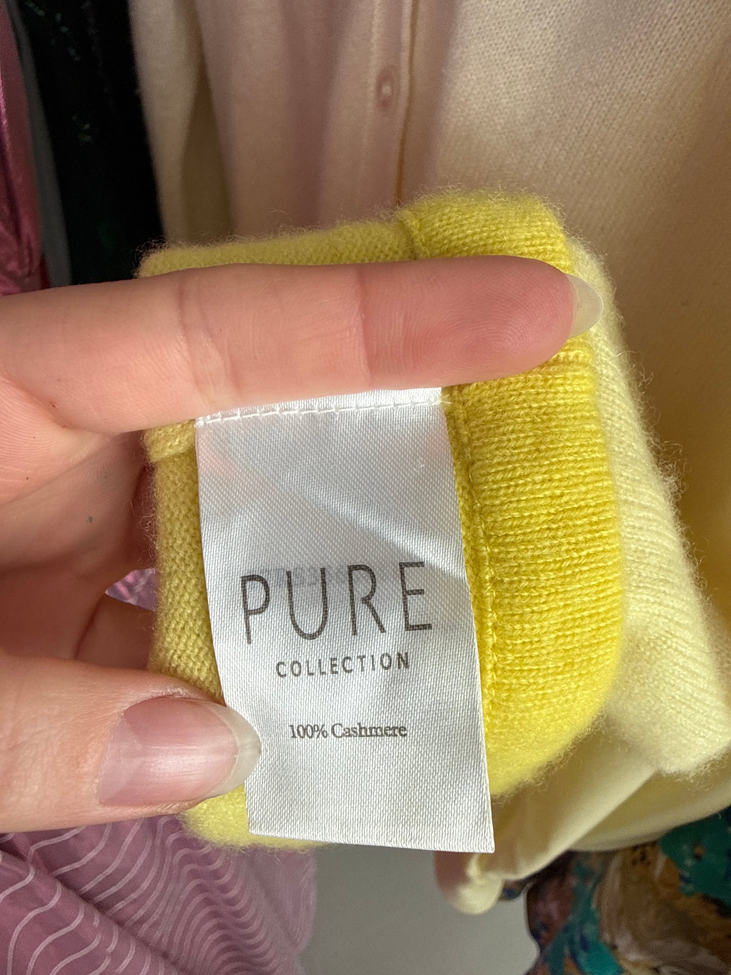 Cardigan din cașmir în degrade de la butter white la galben