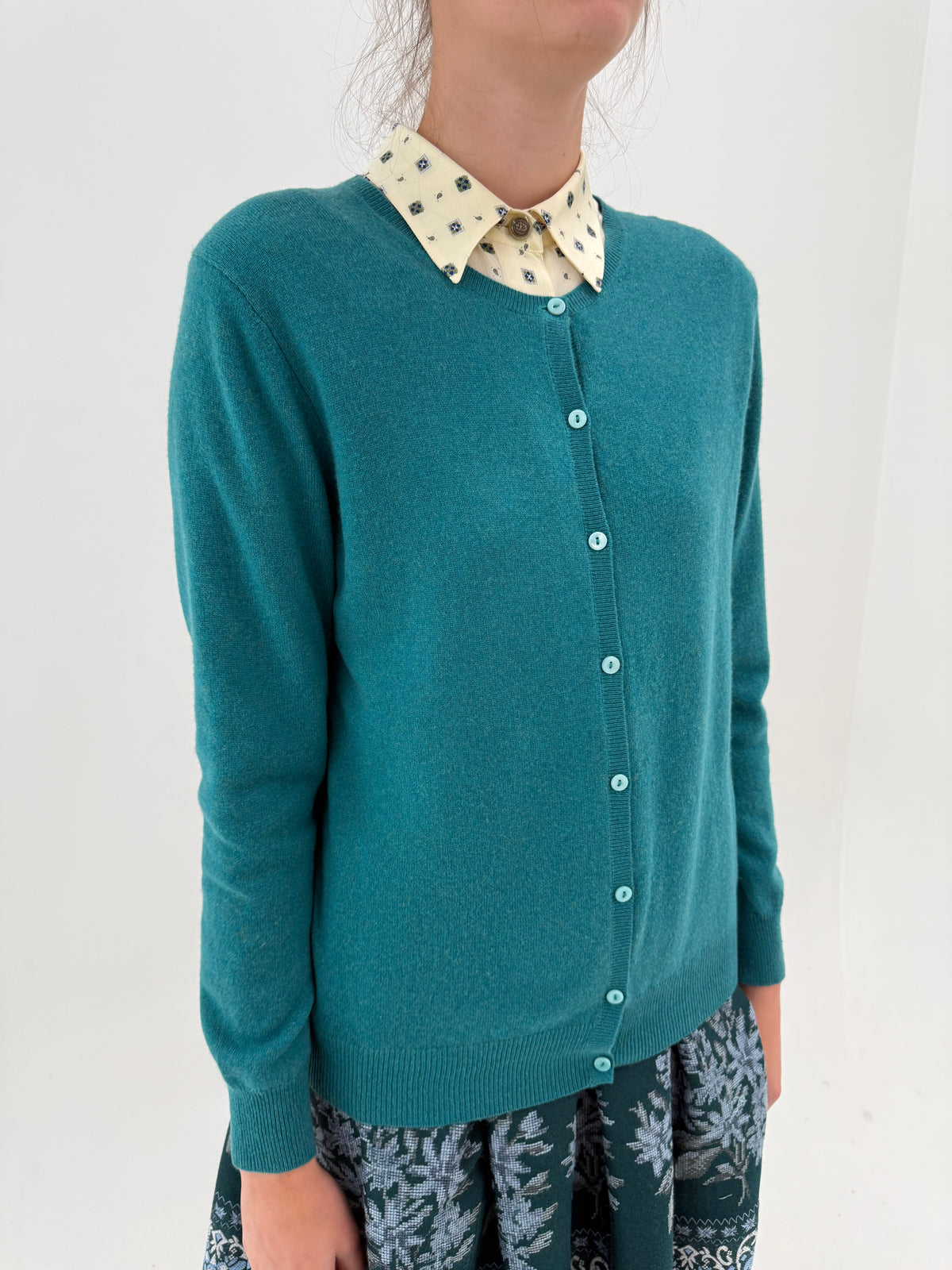 Cardigan din cașmir aqua blue în croi clasic