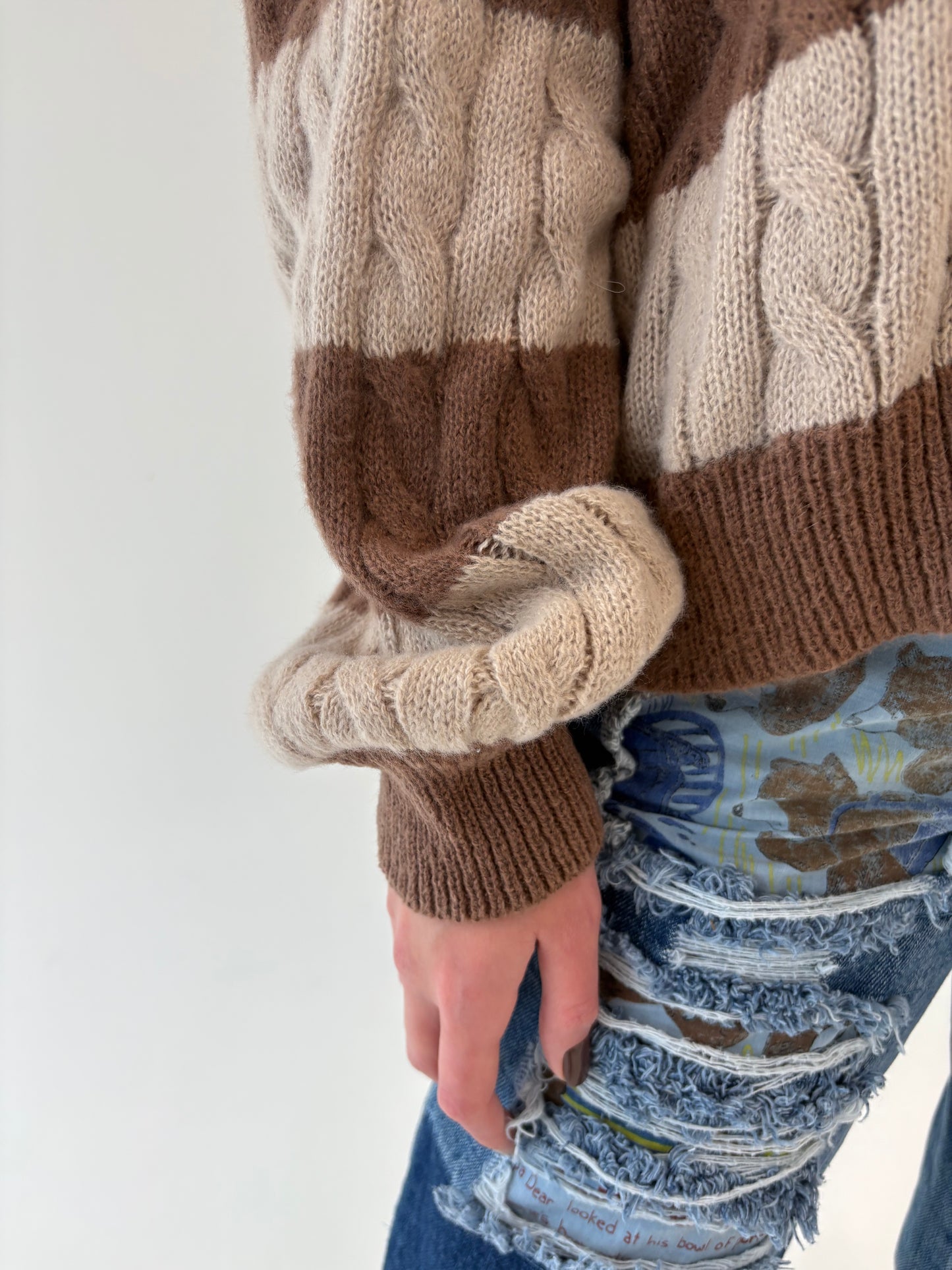 Pulover în croi oversized cu torsade din lana extrafina de gramaj super mare