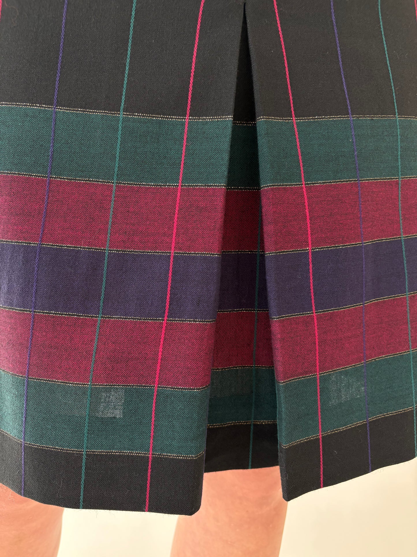 Fustă cu talie ultra înaltă din lana extrafina în culori superbe