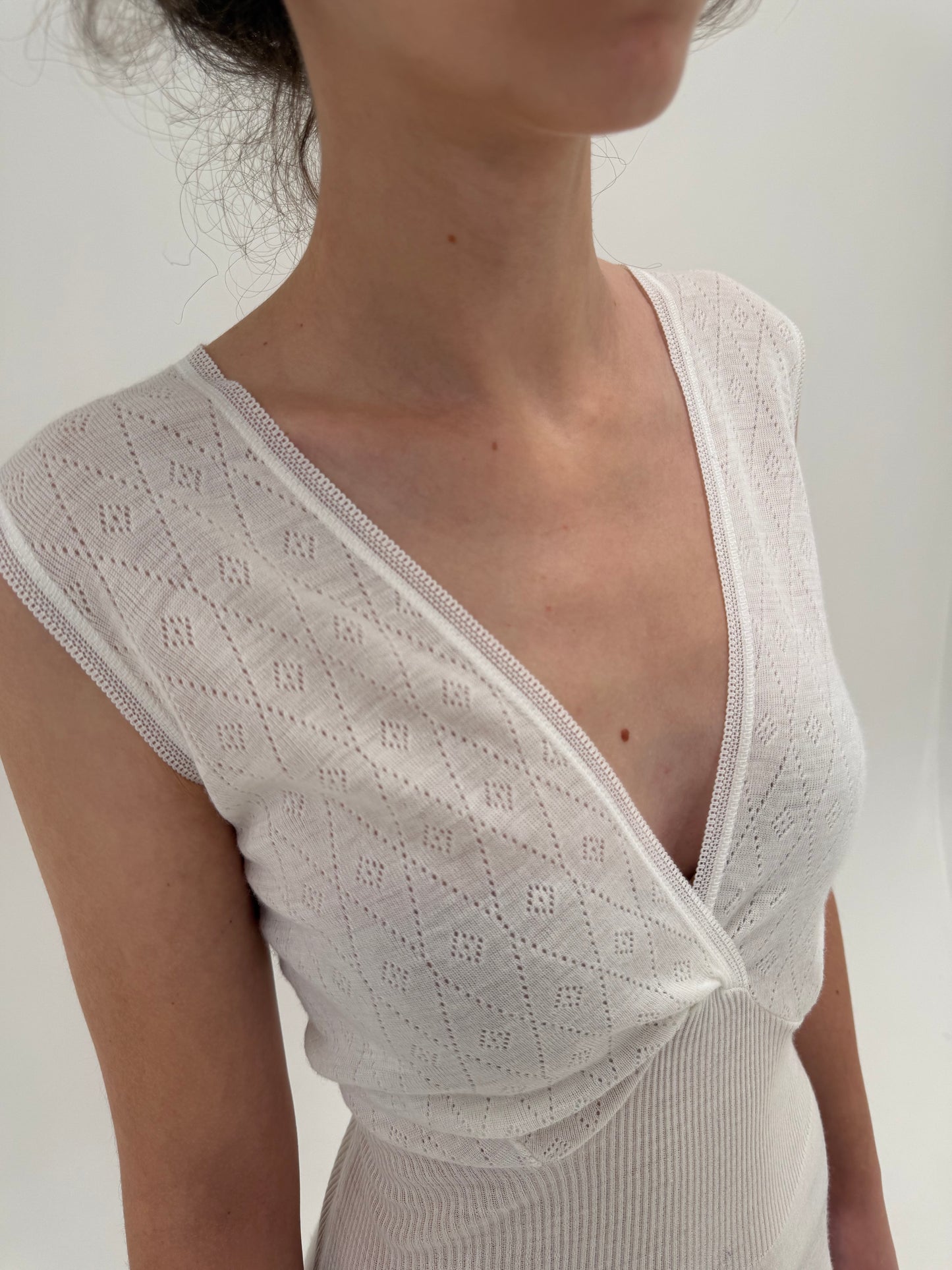 Top premium italian cambrat tip furou din lana extrafina irestringibila