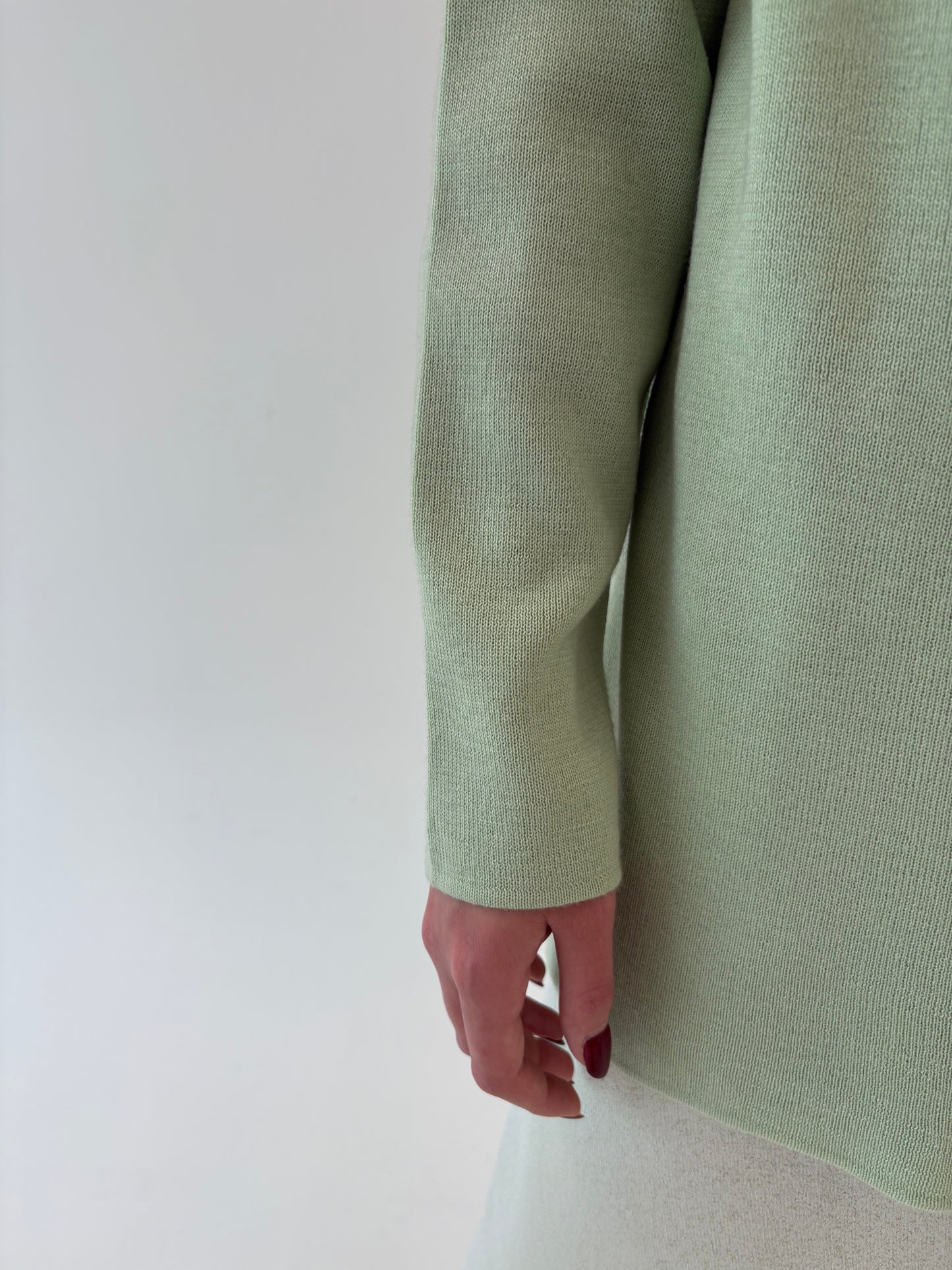 Pulover pistachio green petrecut din lana merino extrafina de gramaj mare