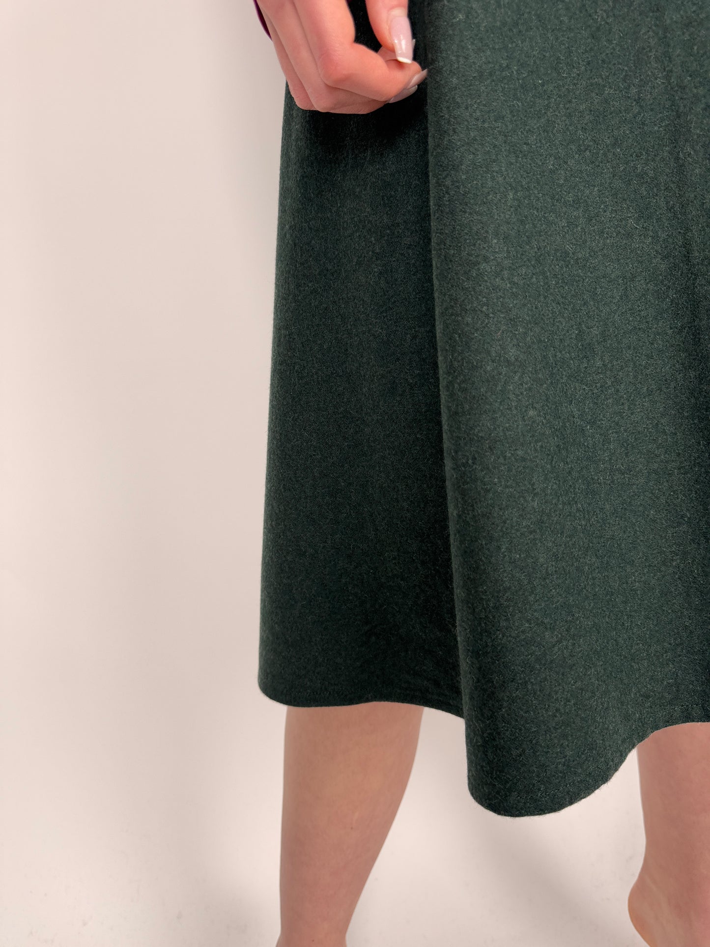Fustă fern green din stofă de lana plină extrafina cu talie înaltă elastică