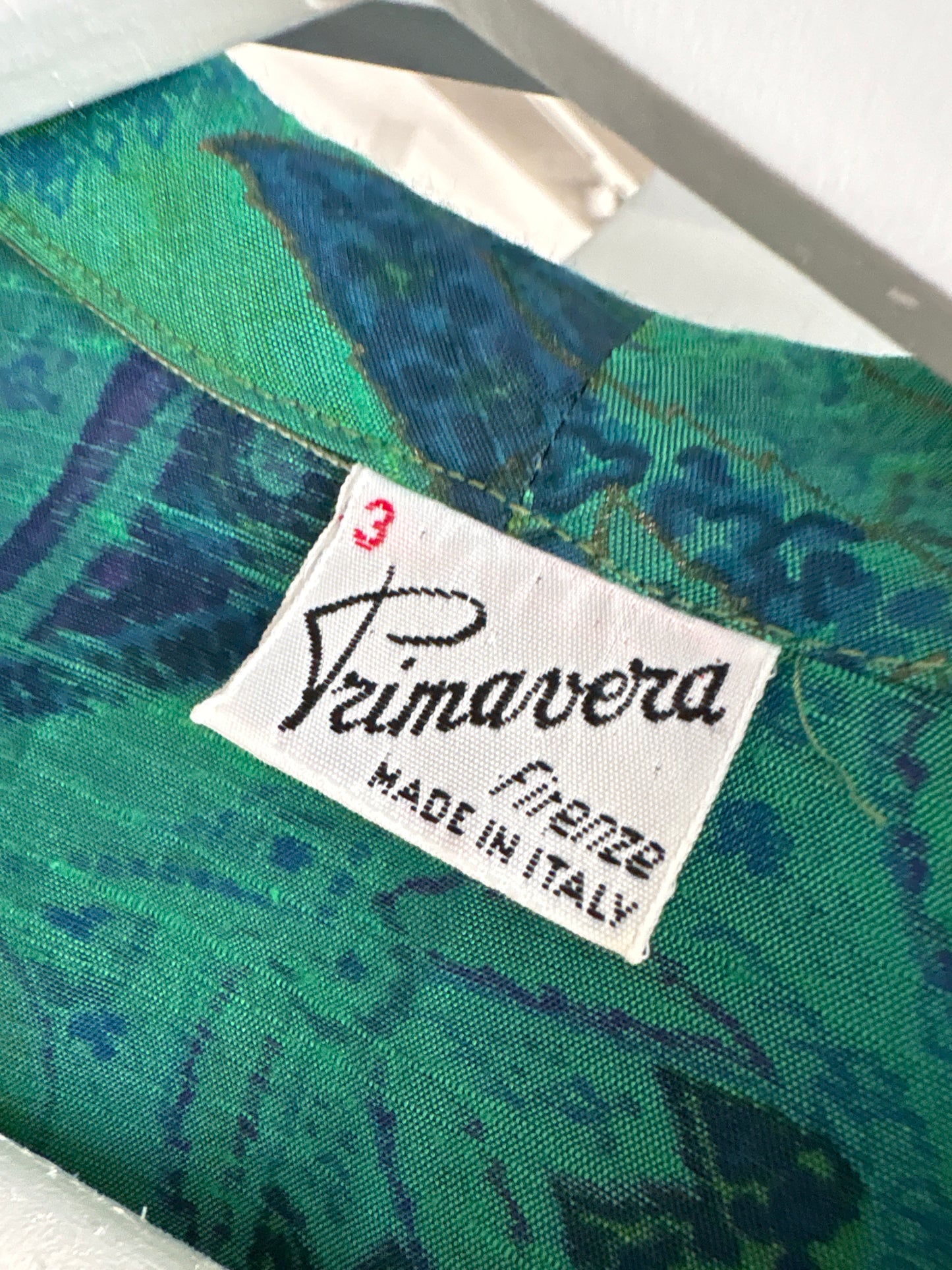 Cămașa vintage italiană din pânză în croi ușor cambrat cu print organic în culori superbe